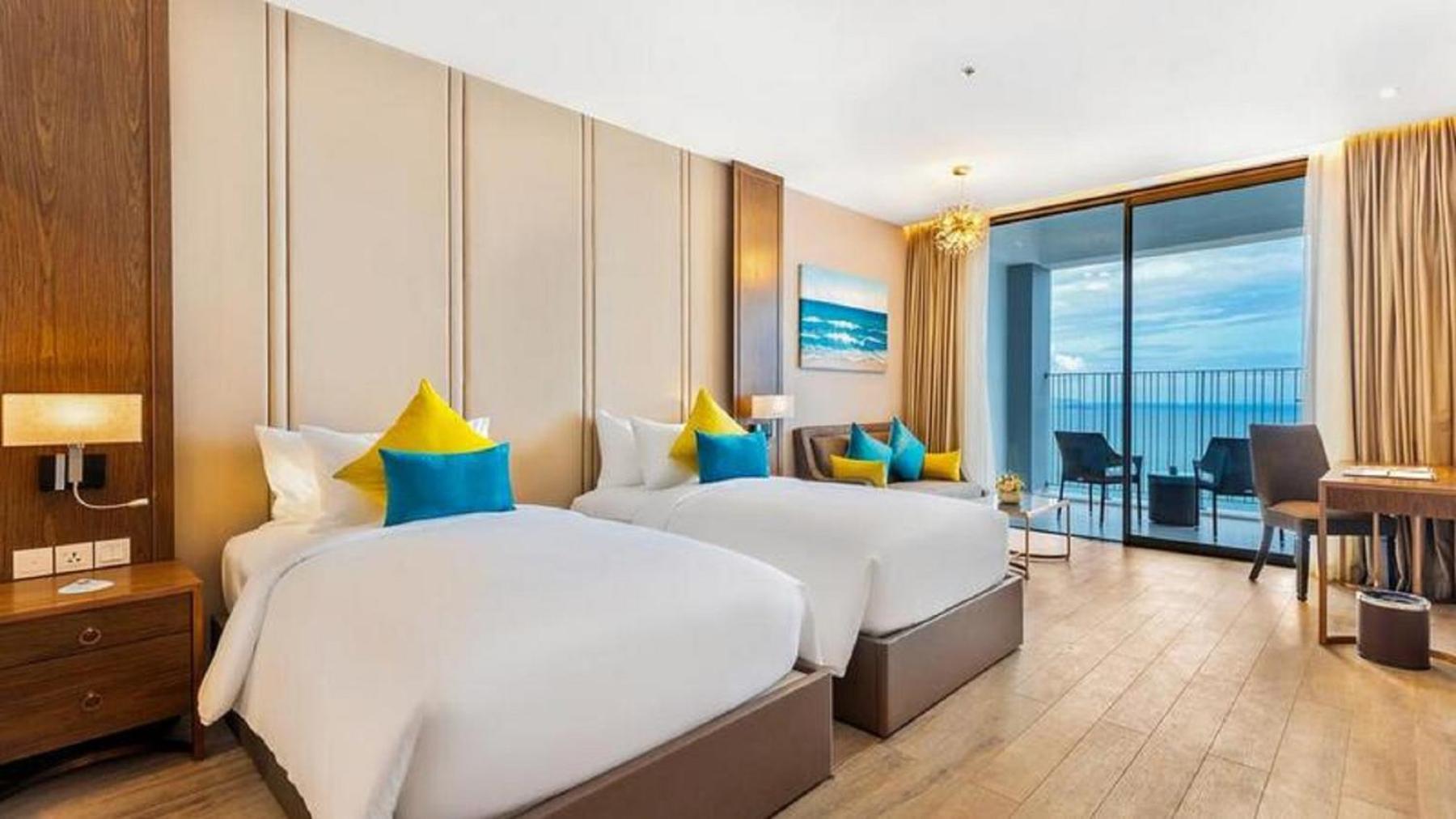 RIS Panorama Condotel