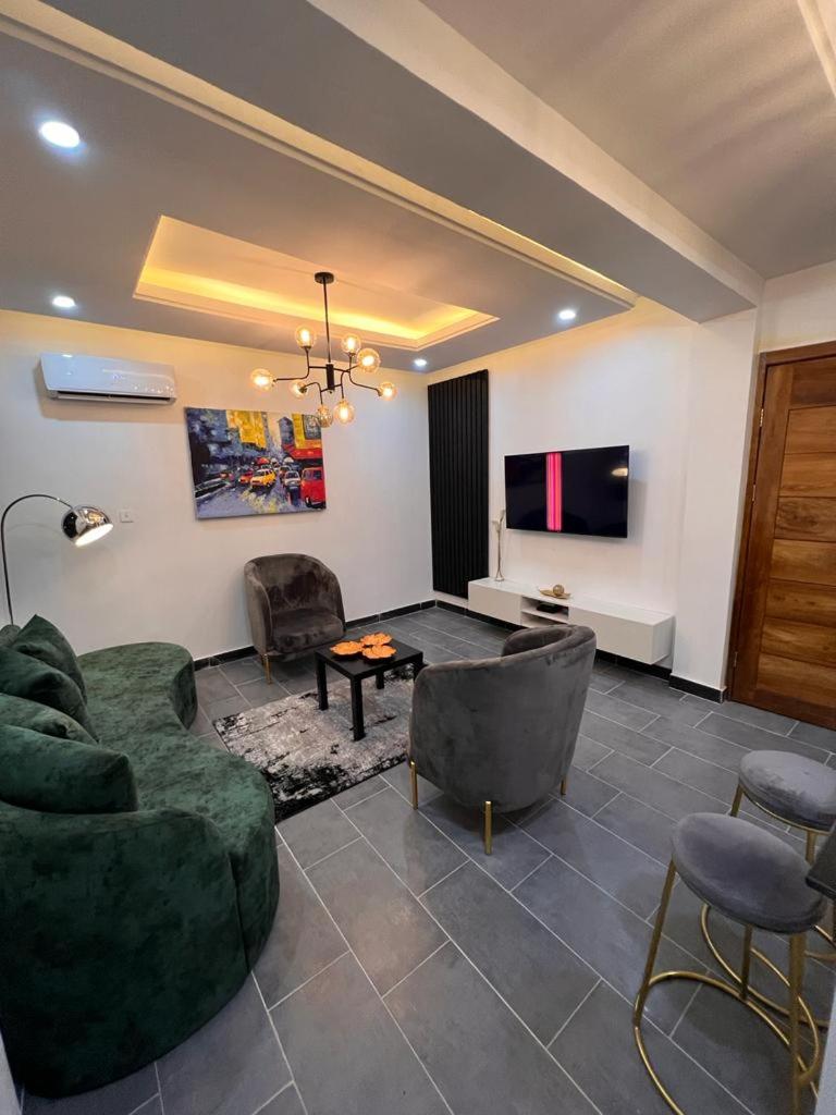 Luxury 2 bedroom flat with pool at kingsland Lekki view 2