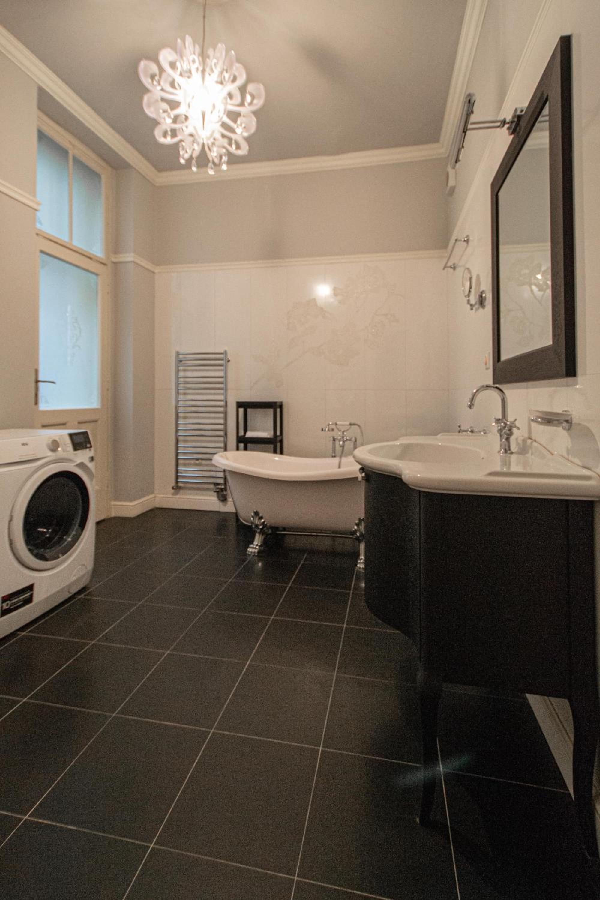 Luxury Central 150m2 Apartment on Wencelas Square with Private Garage