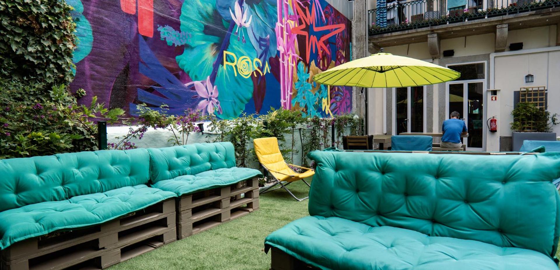 lounge