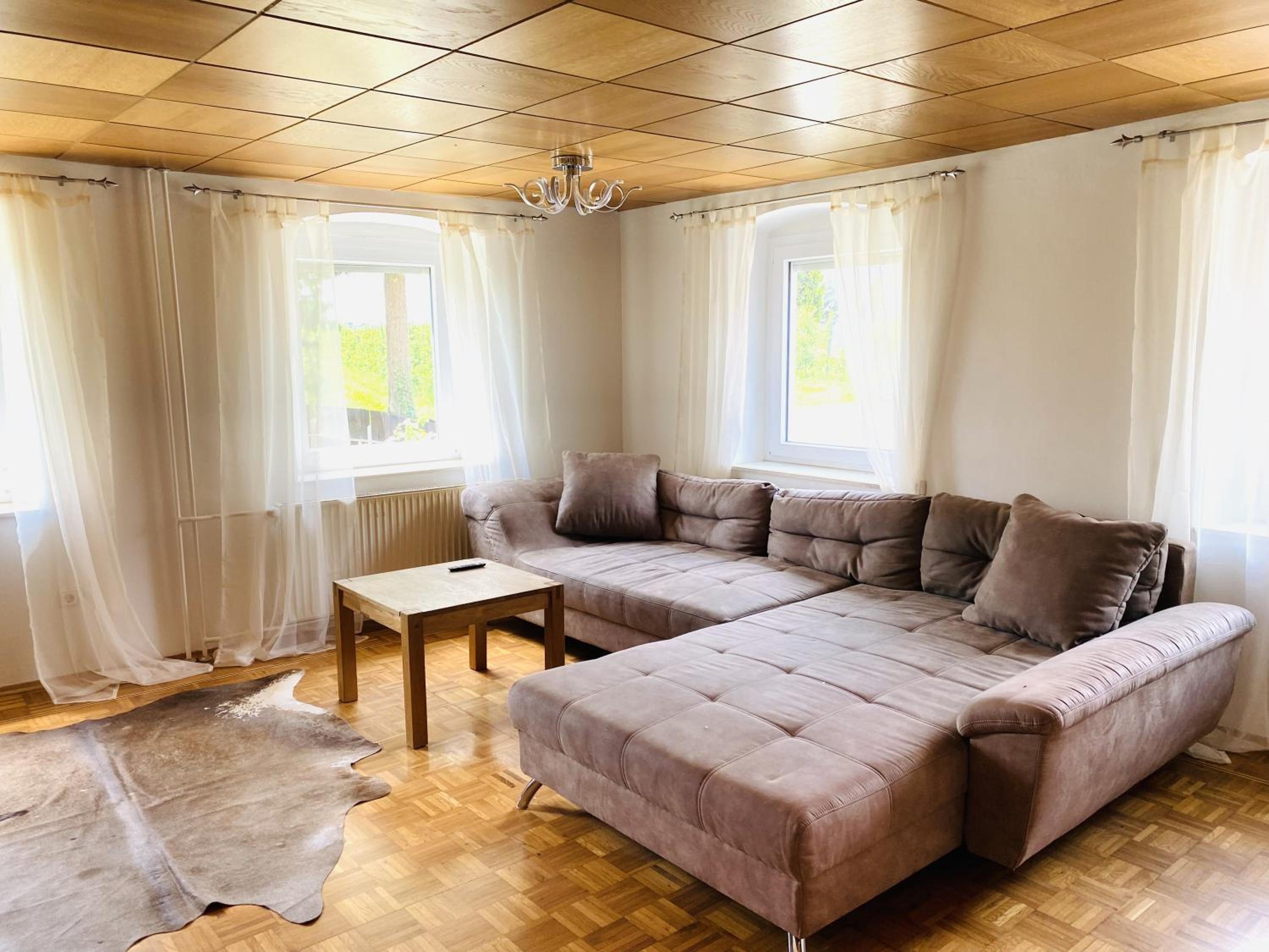 Ferienwohnung Ellenweiler bis 15 P