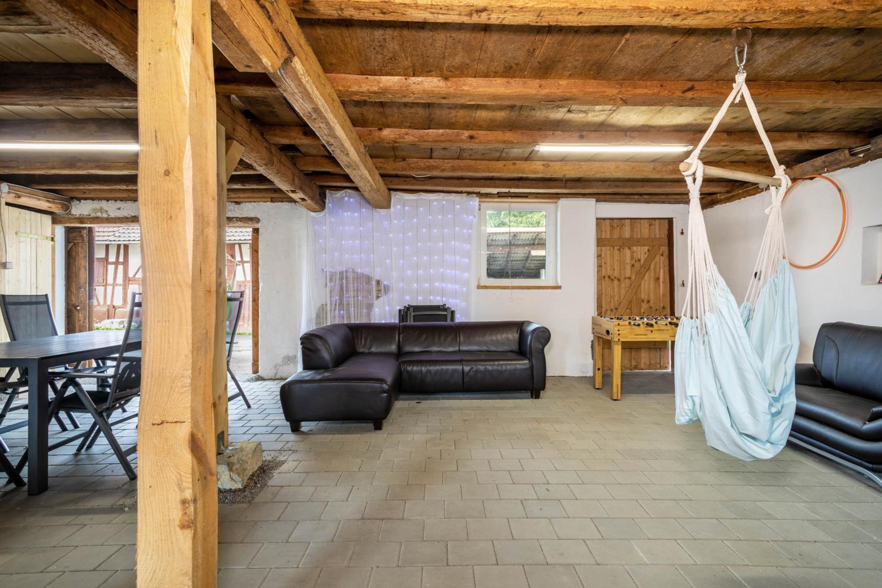 Ferienwohnung Ellenweiler bis 15 P