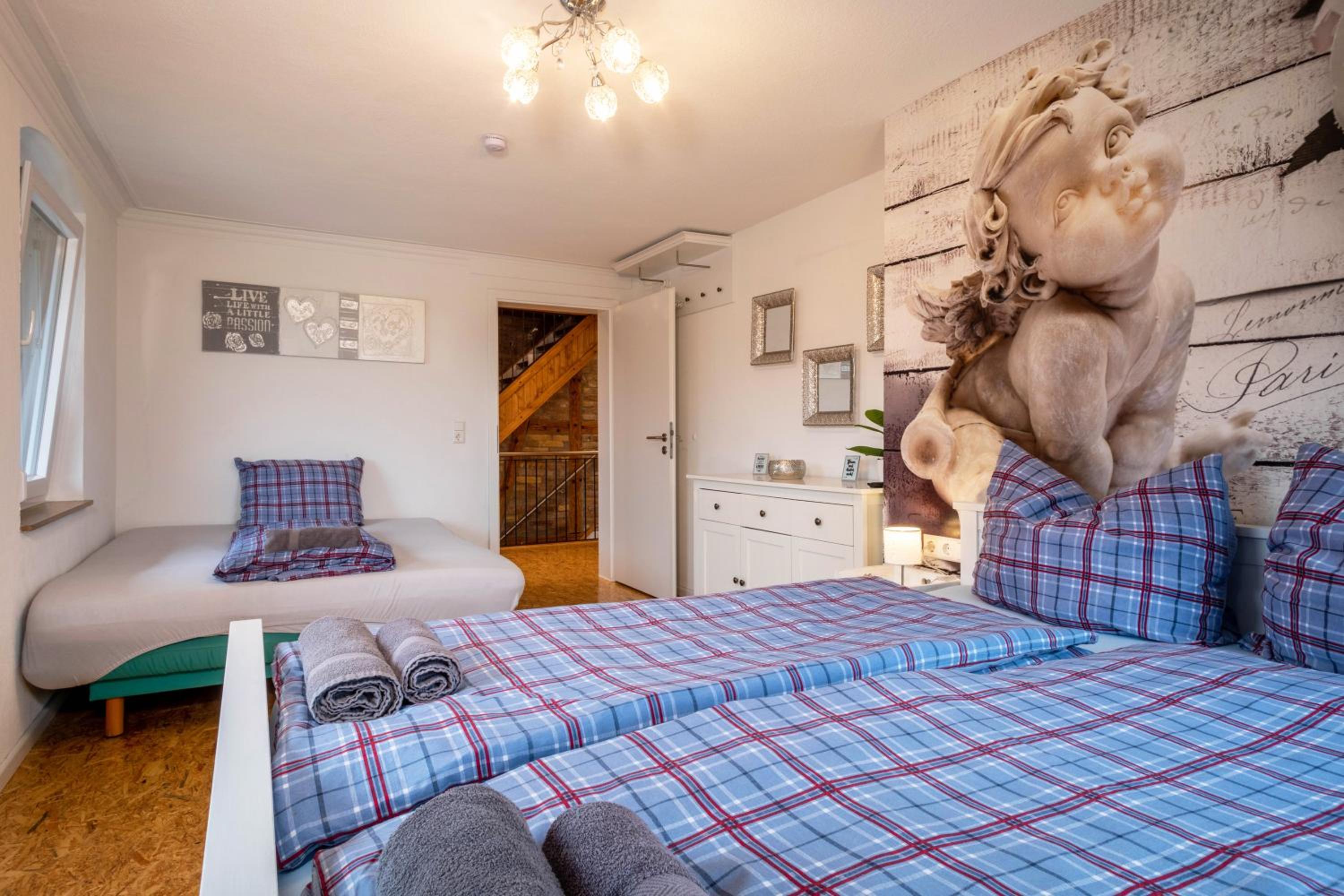 Ferienwohnung Ellenweiler bis 15 P