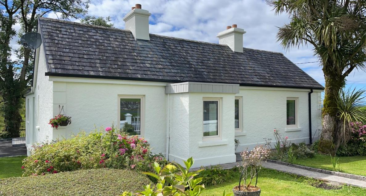 Kathleen's Carrowkeel Cottage