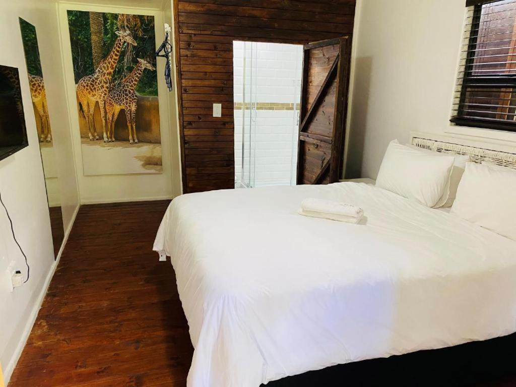 FM GUEST LODGE Comfort, Tranquility & Peace of Mind