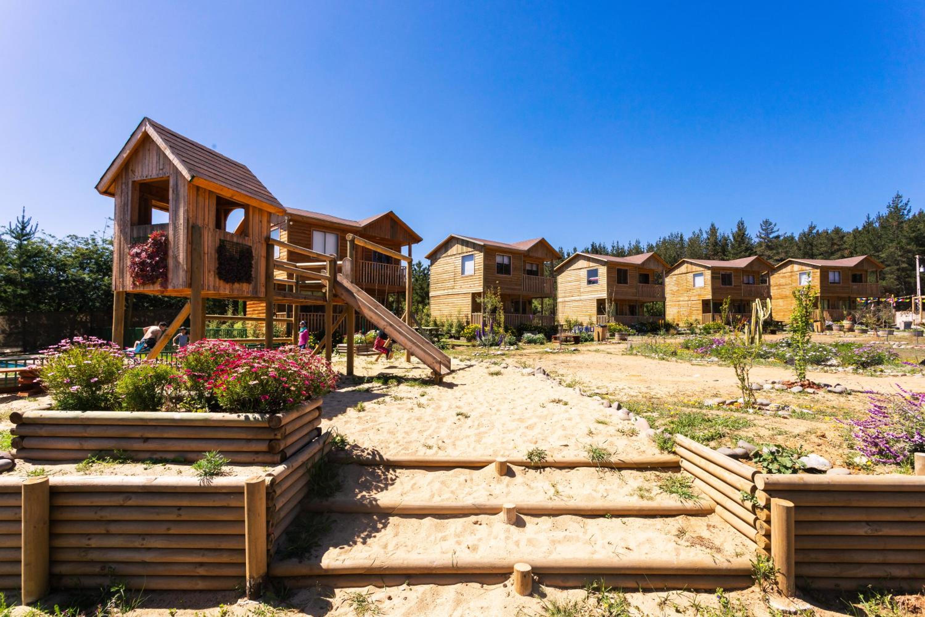 Cabaña en Tunquén con parrilla, fogón, piscina y bosque