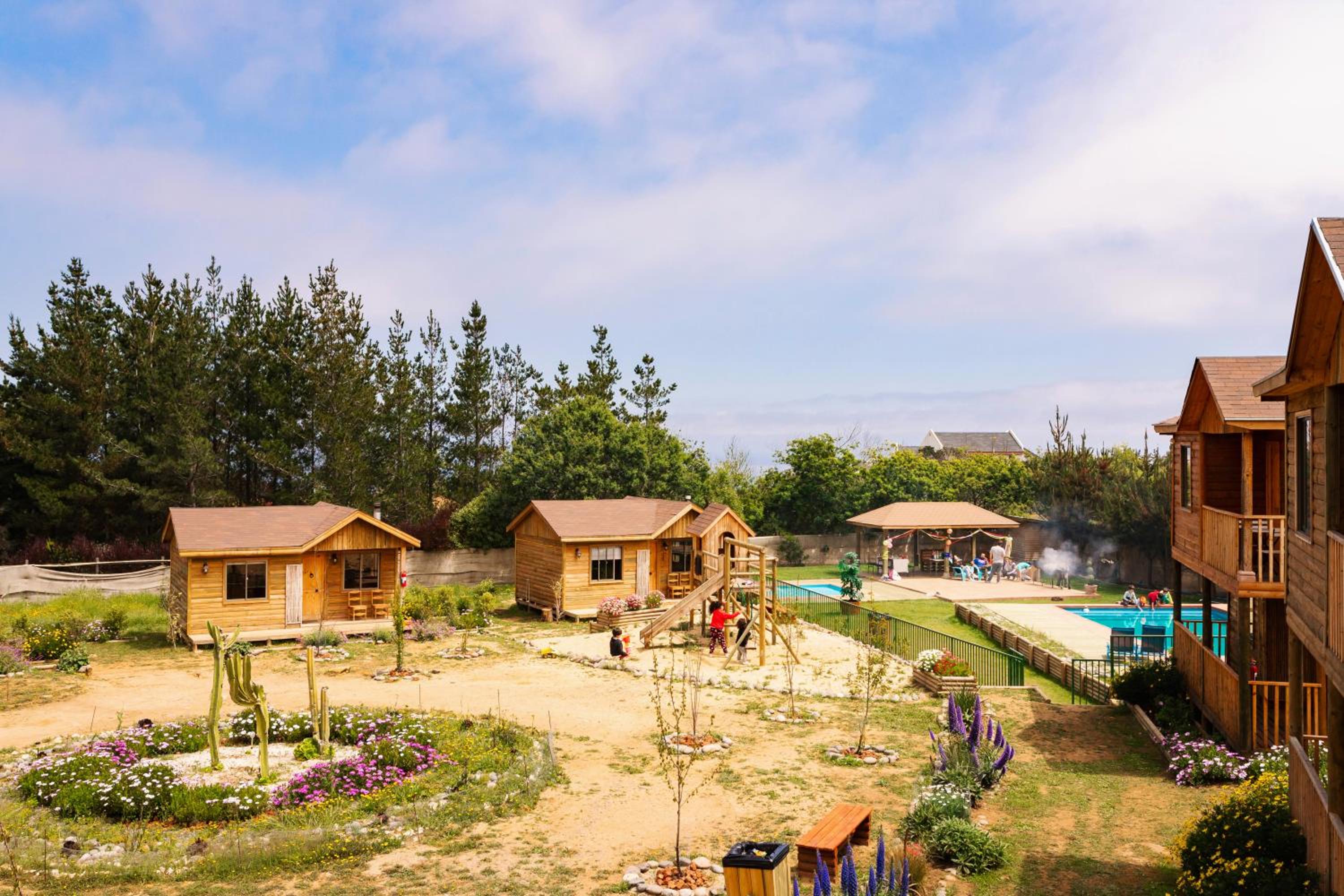 Cabaña en Tunquén con parrilla, fogón, piscina y bosque