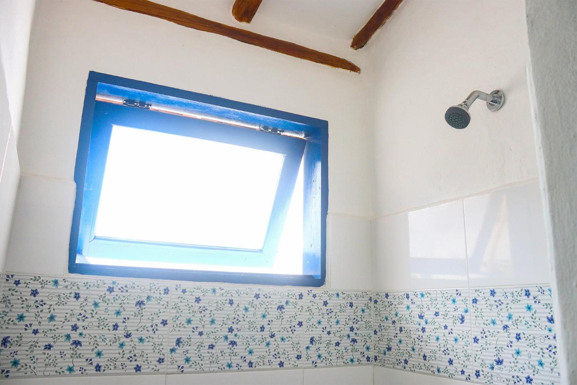 Unique House Elena Barichara Open Space Bright