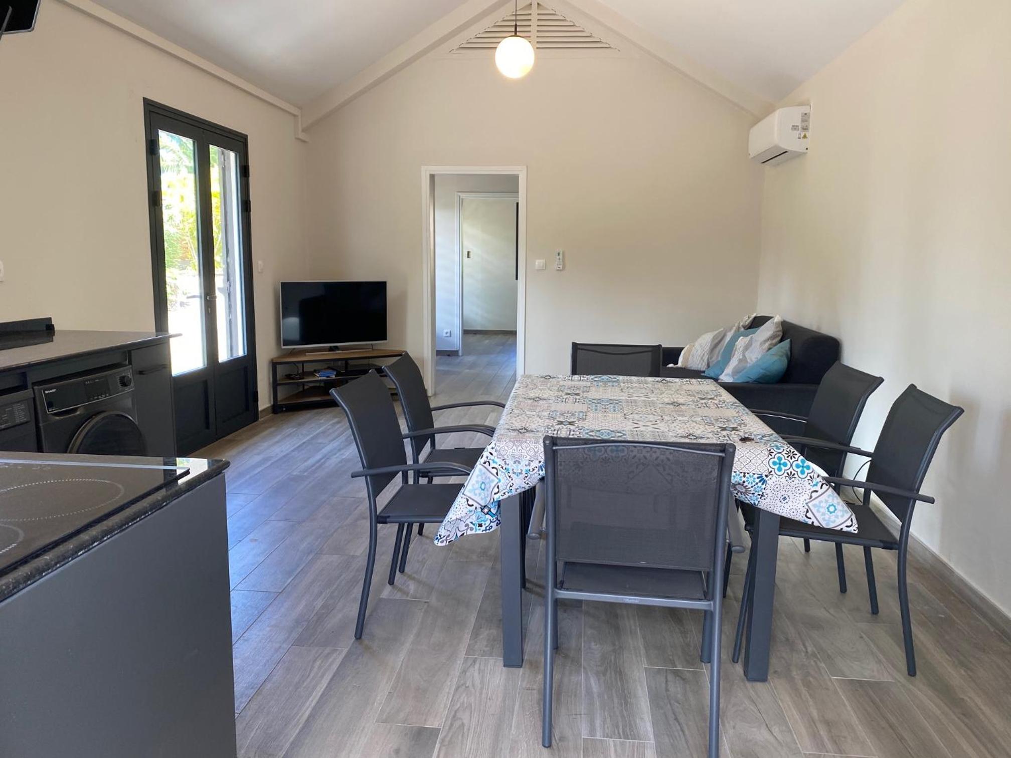 Bungalow Coco des sables proche plage et lagon view 4