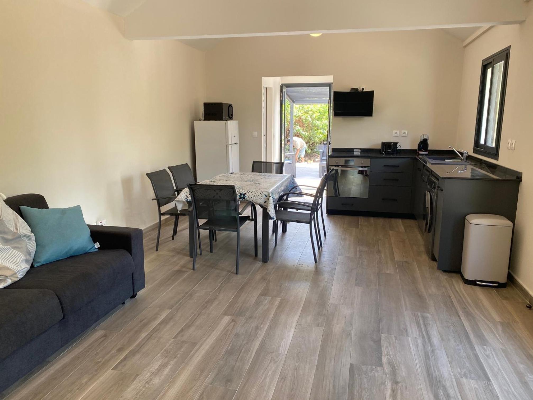 Bungalow Coco des sables proche plage et lagon view 5