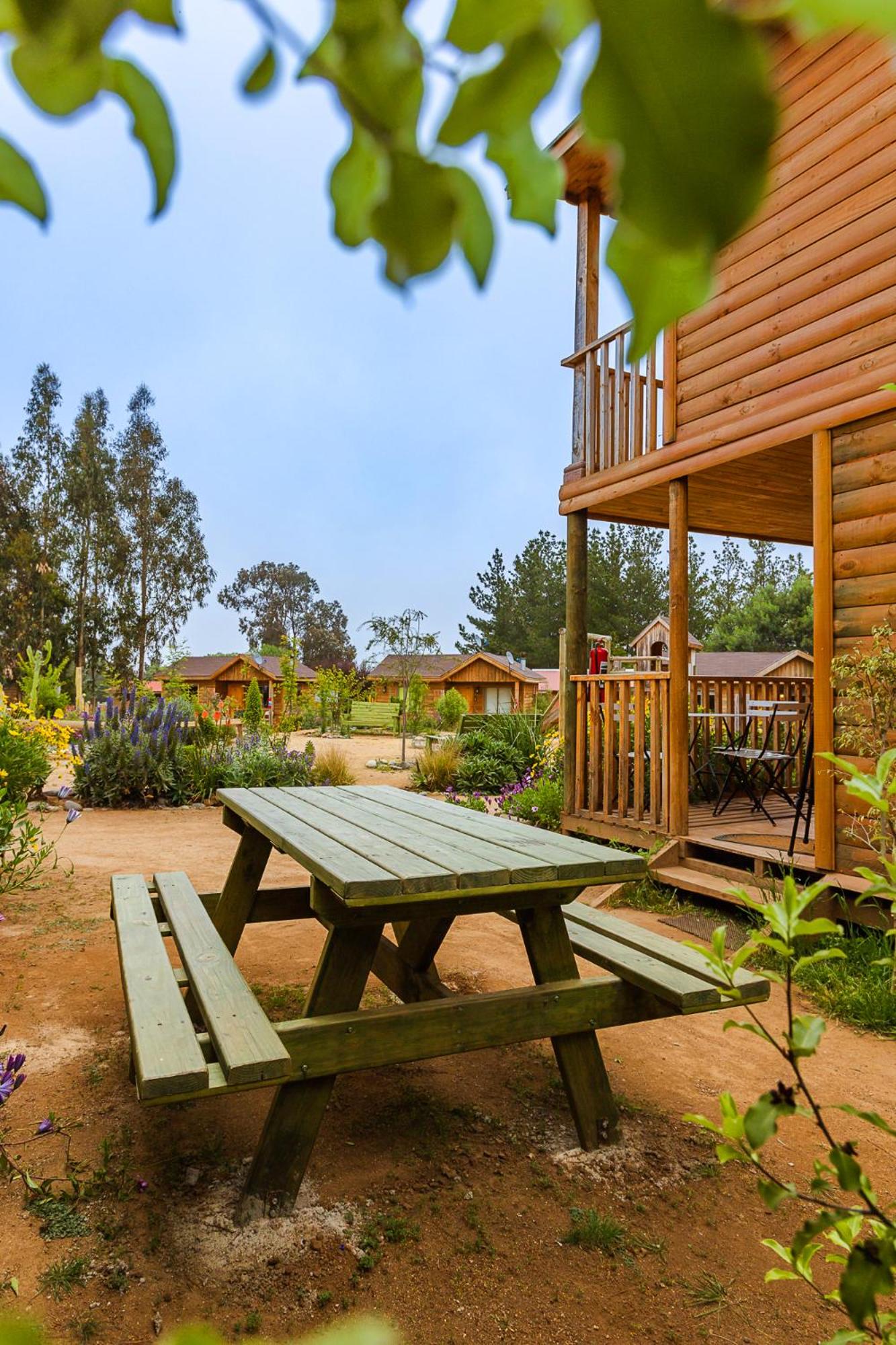 Cabaña en Tunquén con parrilla, fogón, piscina y bosque