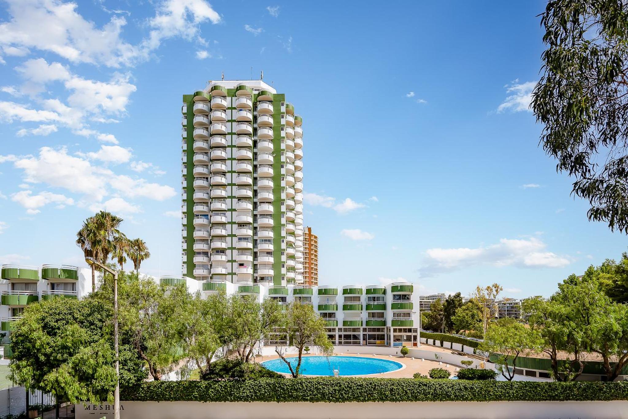 Charming Apartment W/ Pool & Balcony in Portimão by LovelyStay