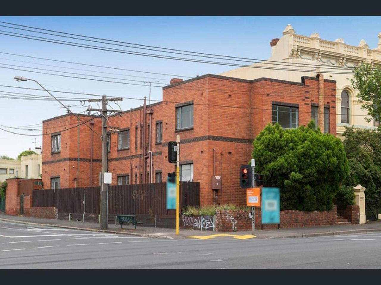 Richmond Private Rooms - 151 Hoddle Homestay
