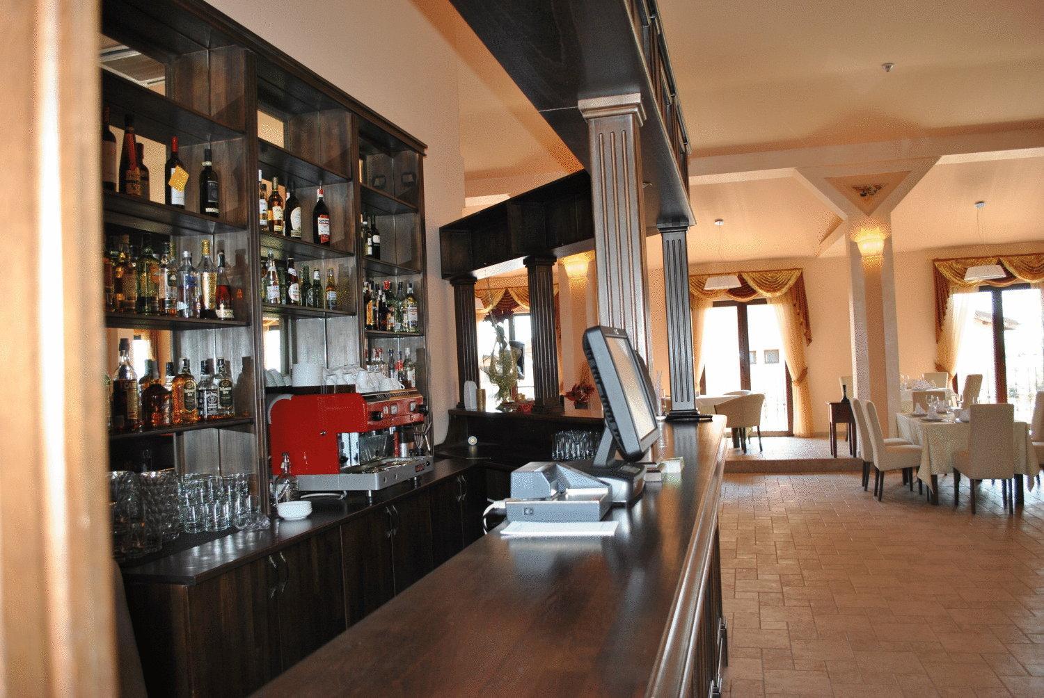 bar