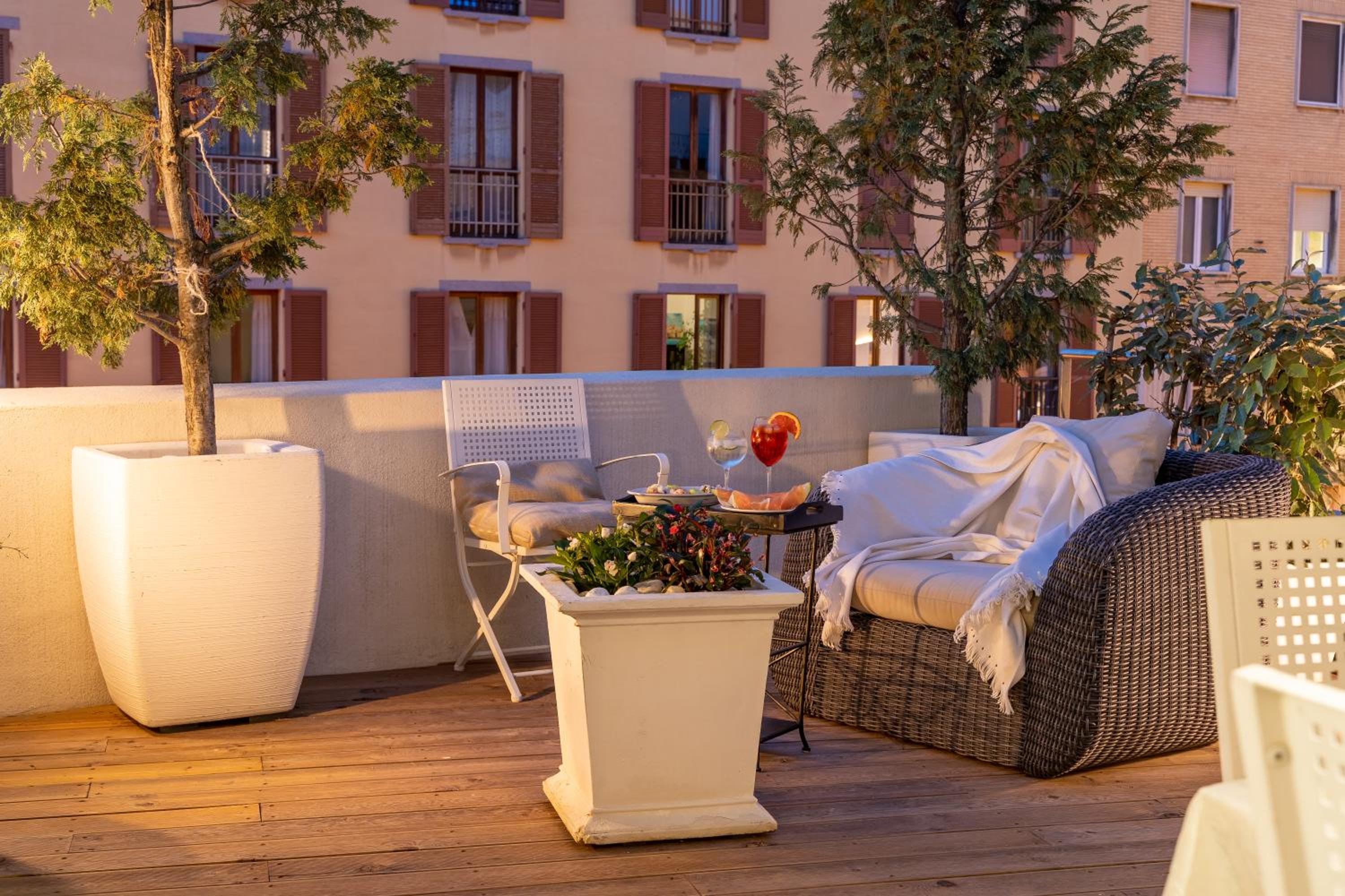 balance & terrace