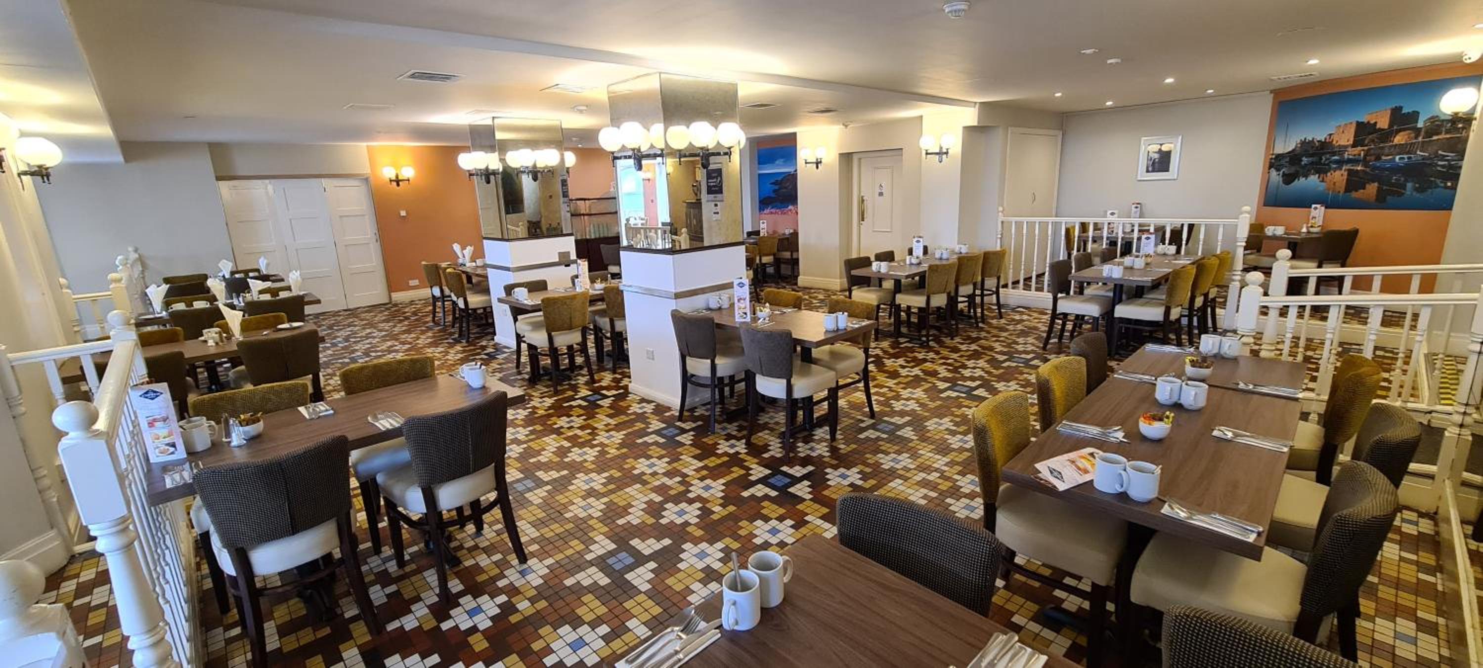 Douglas Vacations - The Empress Hotel - Property Image 5
