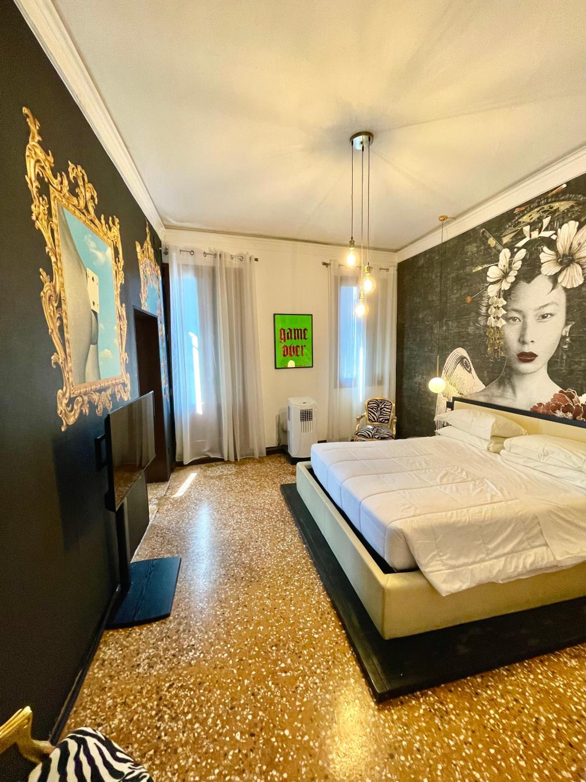 Royal Rialto Apartment - Grand Canal View