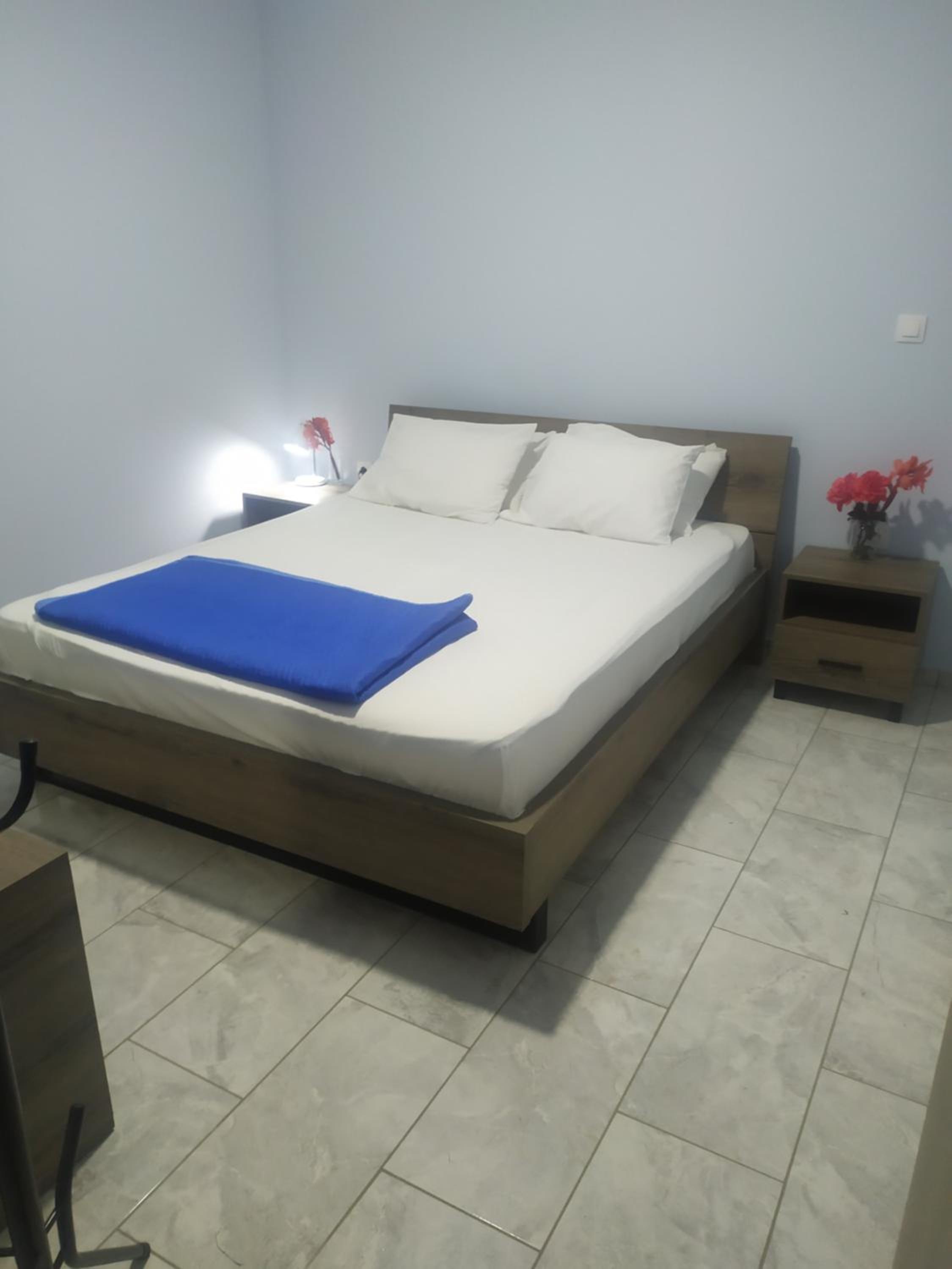 EFI APARTMENTS