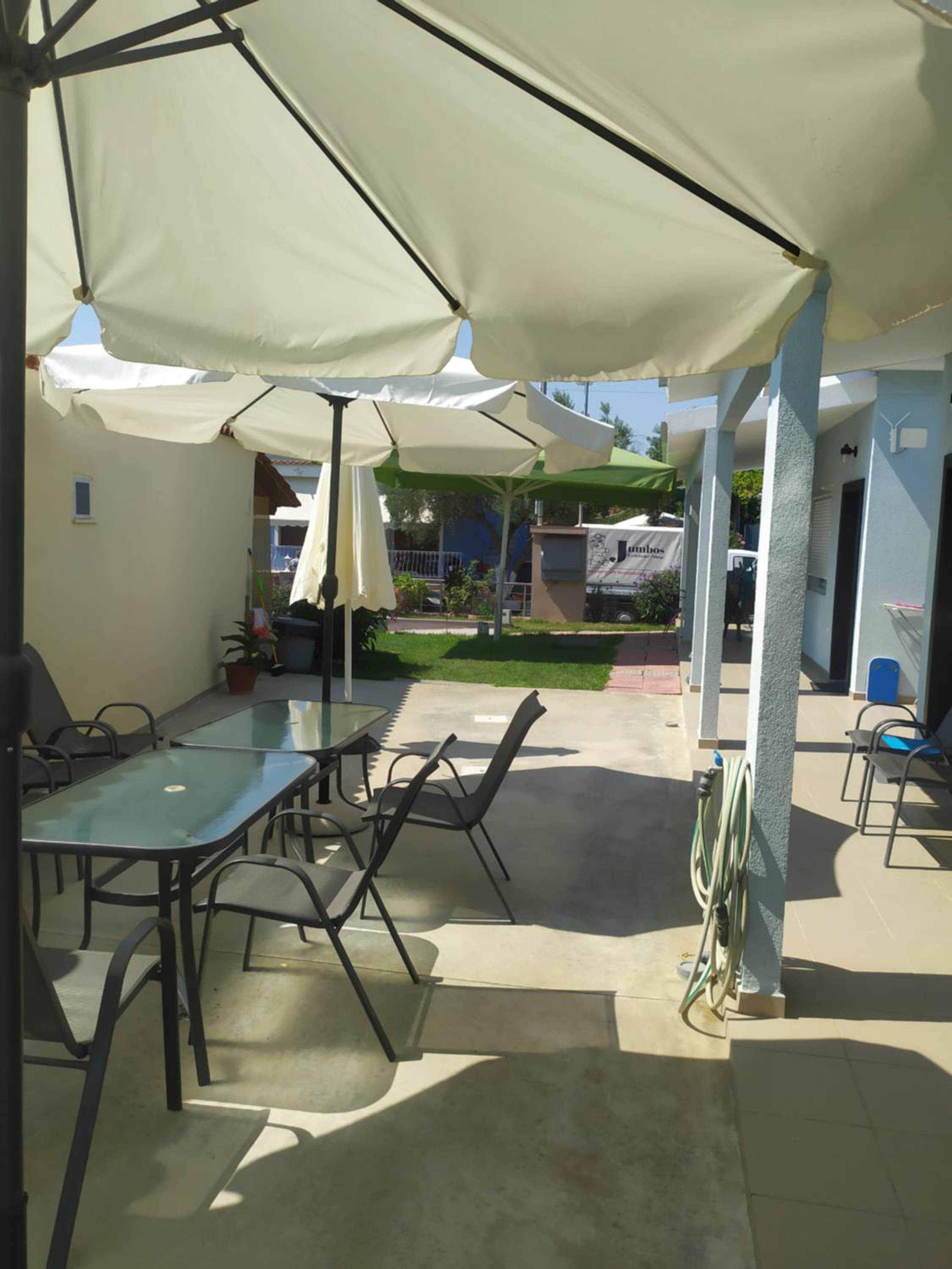 EFI APARTMENTS