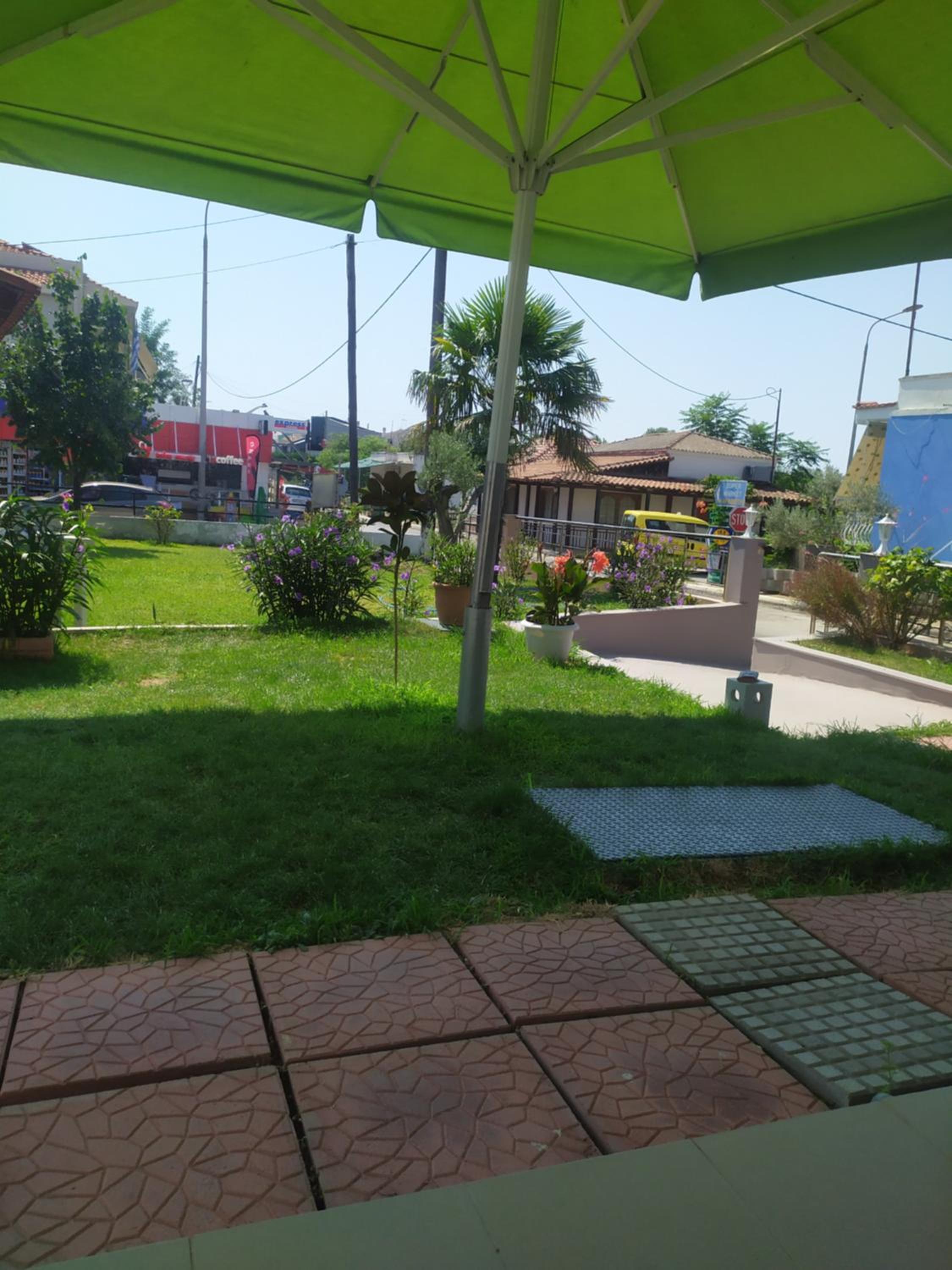 EFI APARTMENTS