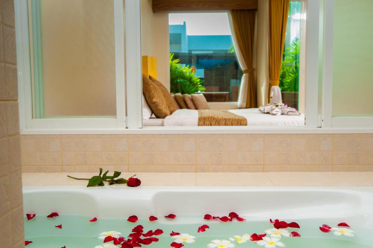 Jacuzzi