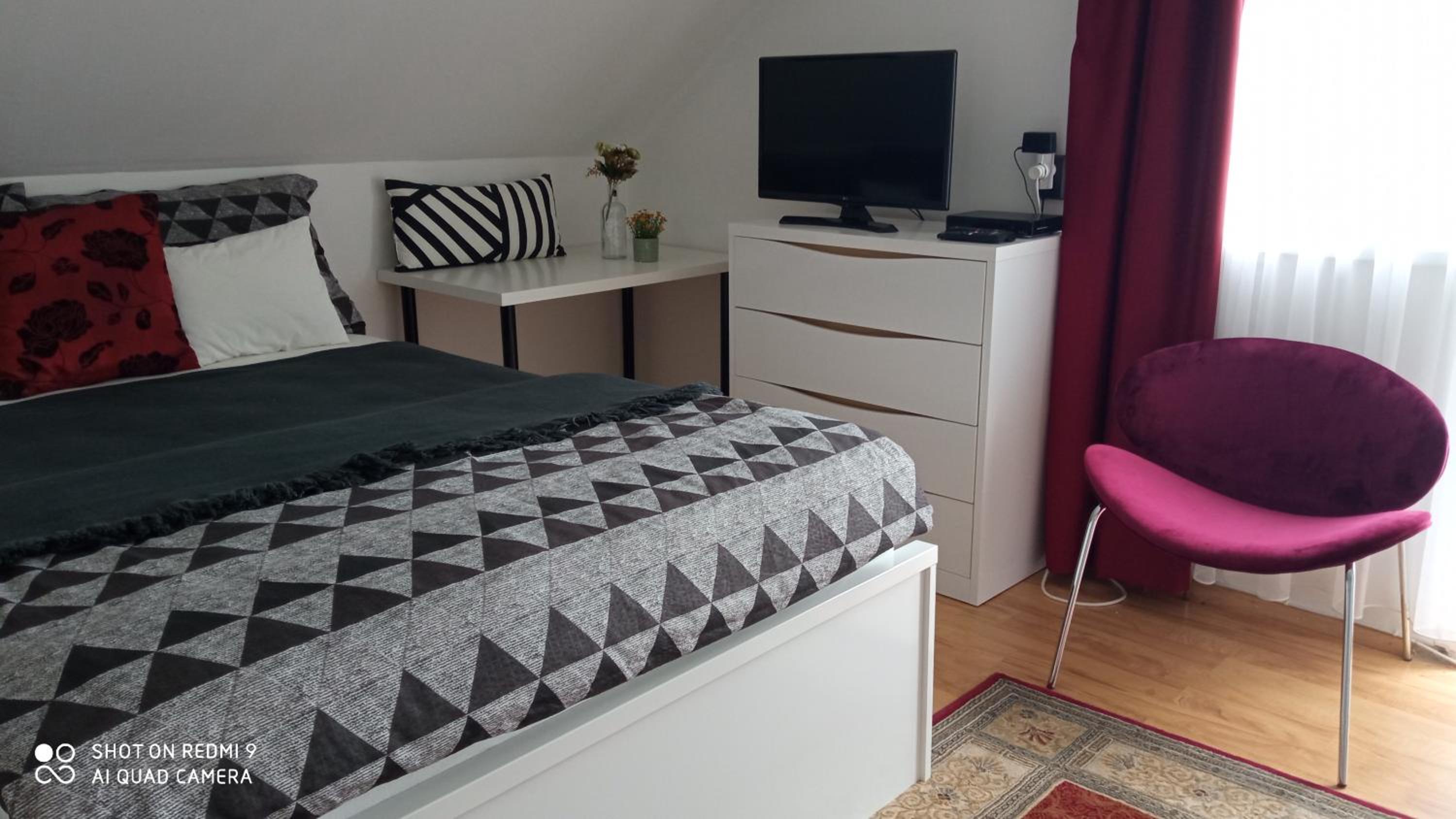 ART INN APARTMANHÁZ BALATON-GYENESDIÁS