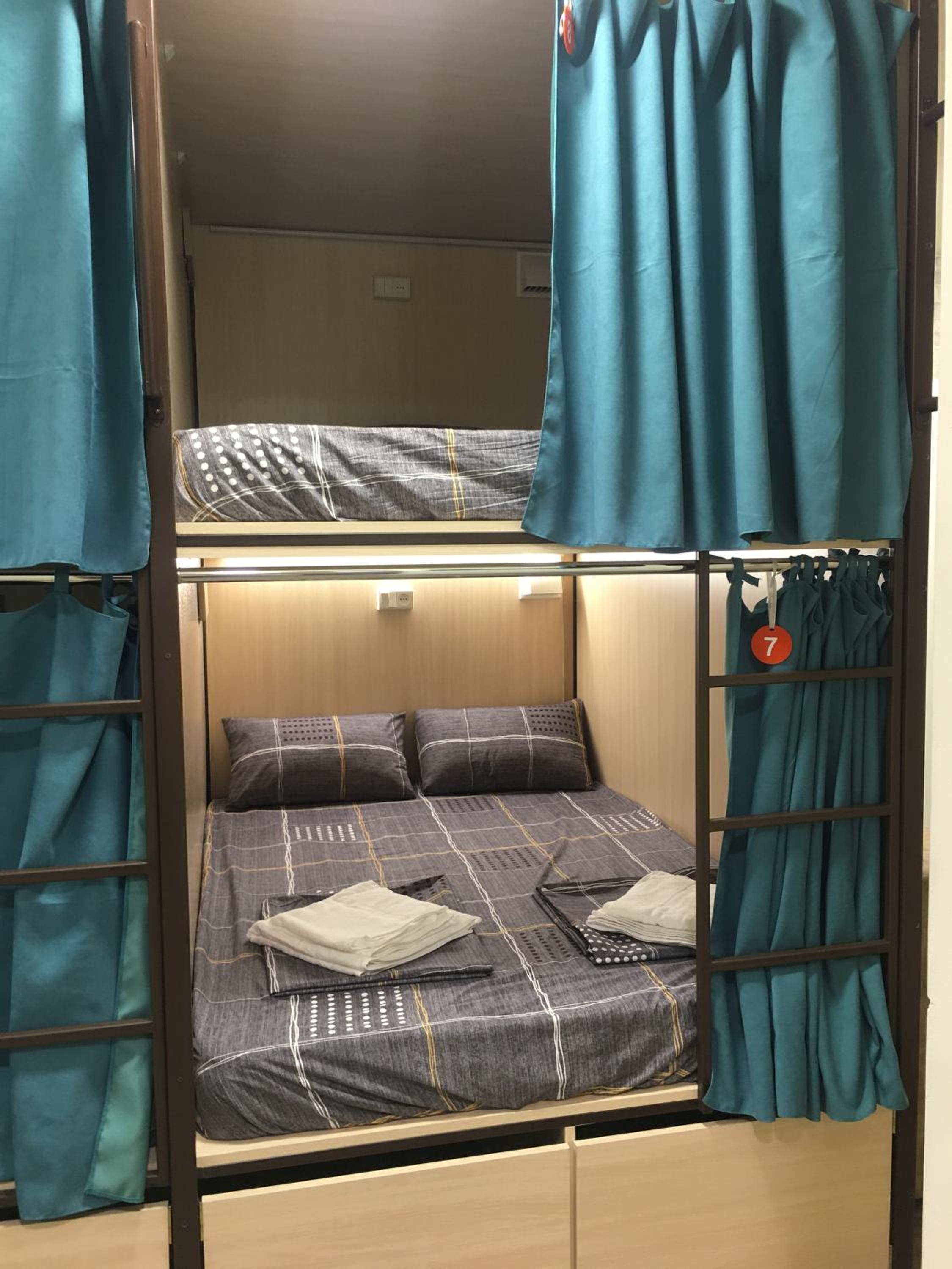 Bonvenon capsule Hostel