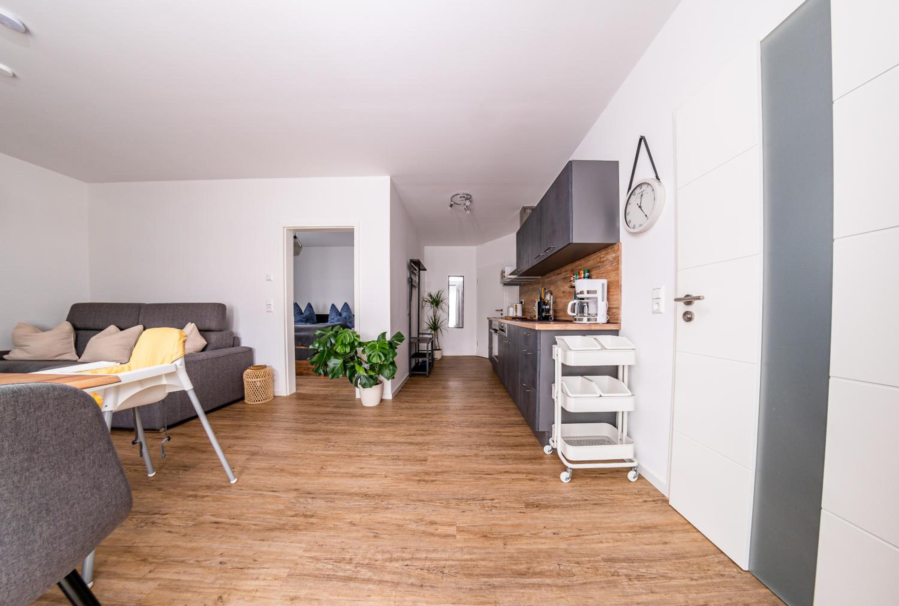 Leipzig Vacations - Ferienwohnung Leipzig- Hirschfeld Apartments - Property Image 1