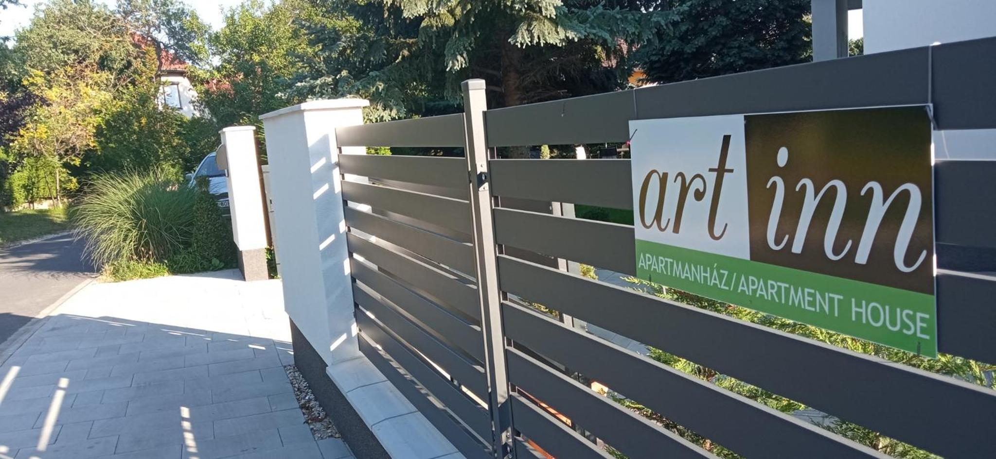 ART INN APARTMANHÁZ BALATON-GYENESDIÁS