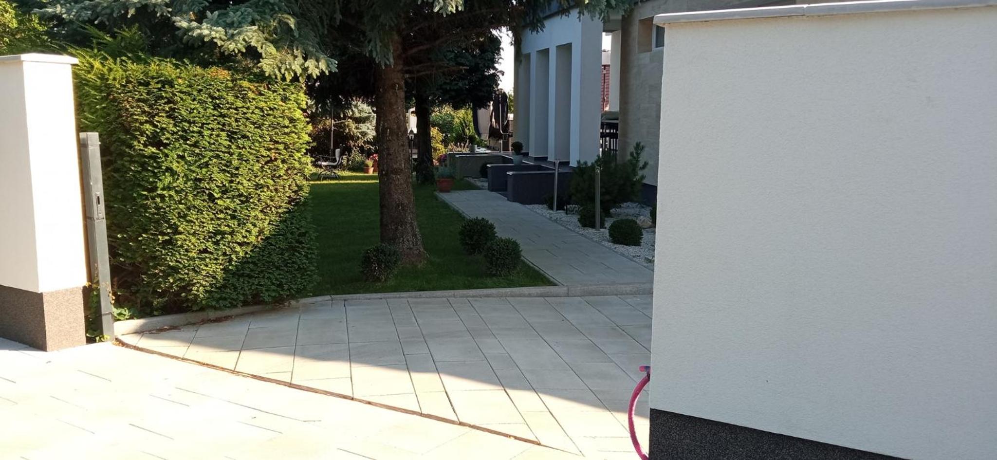 ART INN APARTMANHÁZ BALATON-GYENESDIÁS