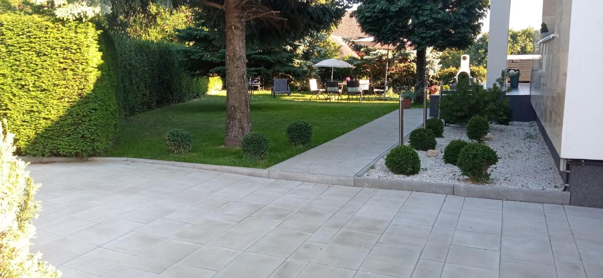 ART INN APARTMANHÁZ BALATON-GYENESDIÁS