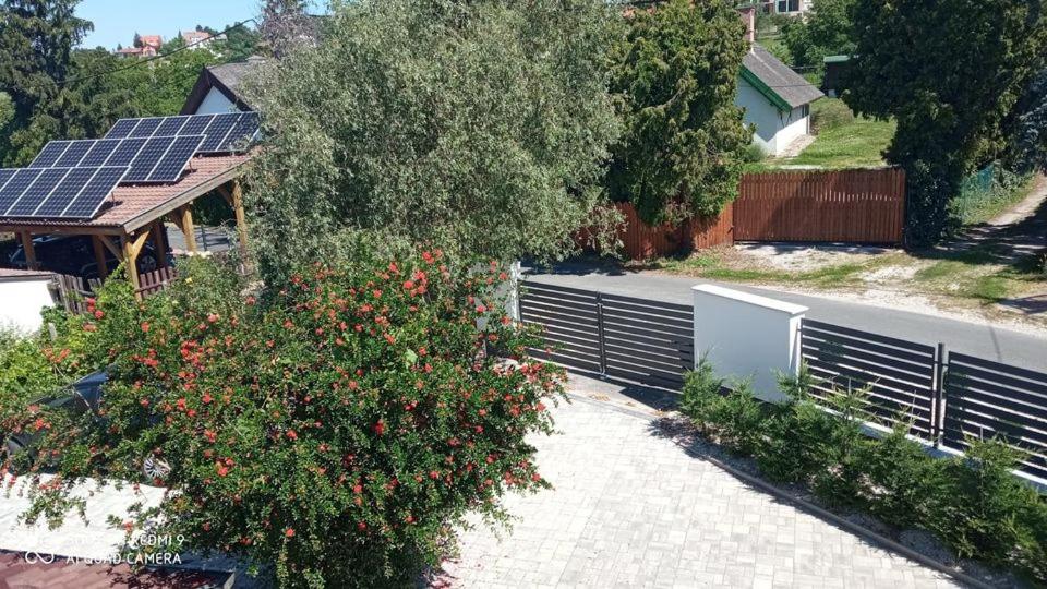 ART INN APARTMANHÁZ BALATON-GYENESDIÁS