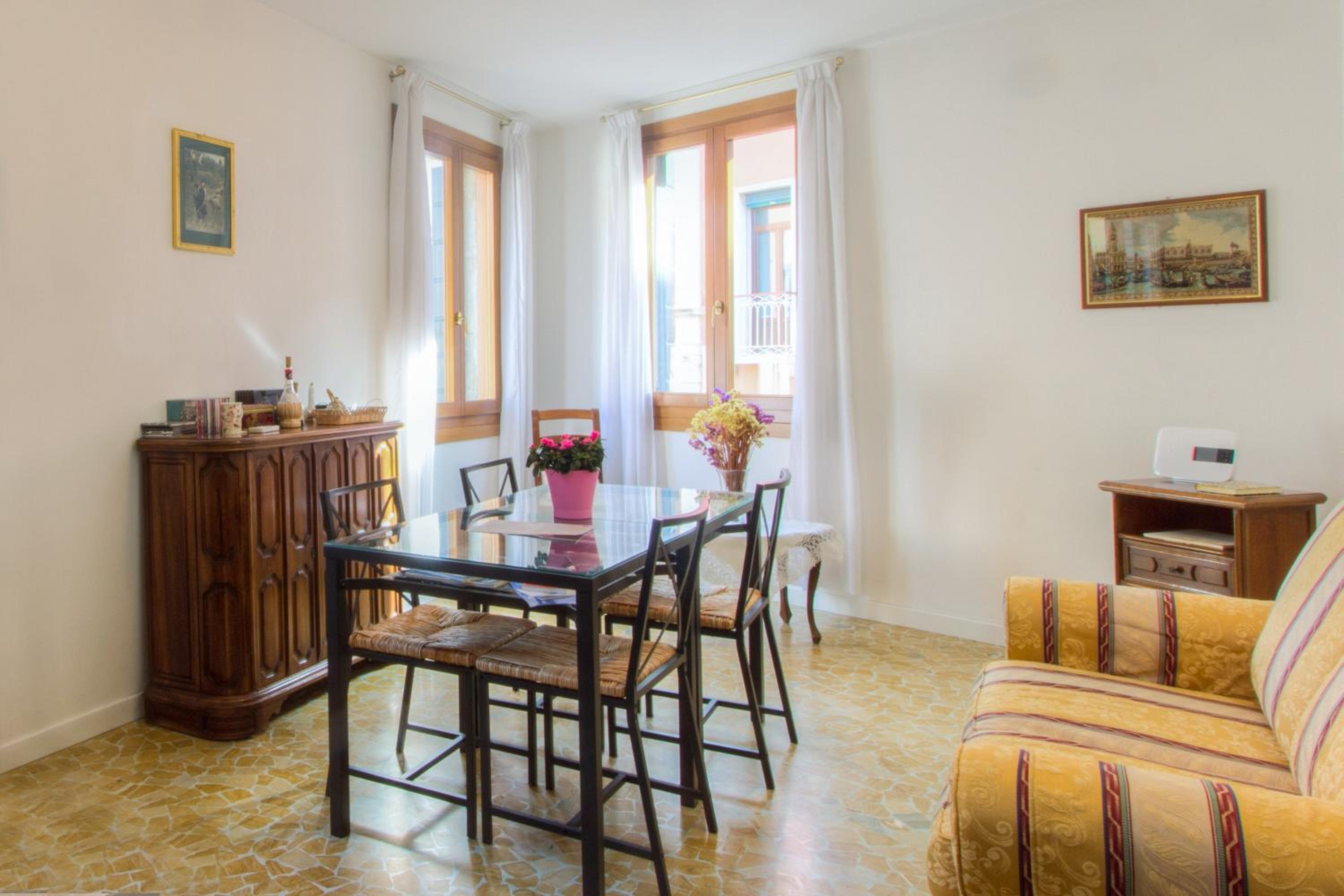 Residenza de l'Osmarin Suites