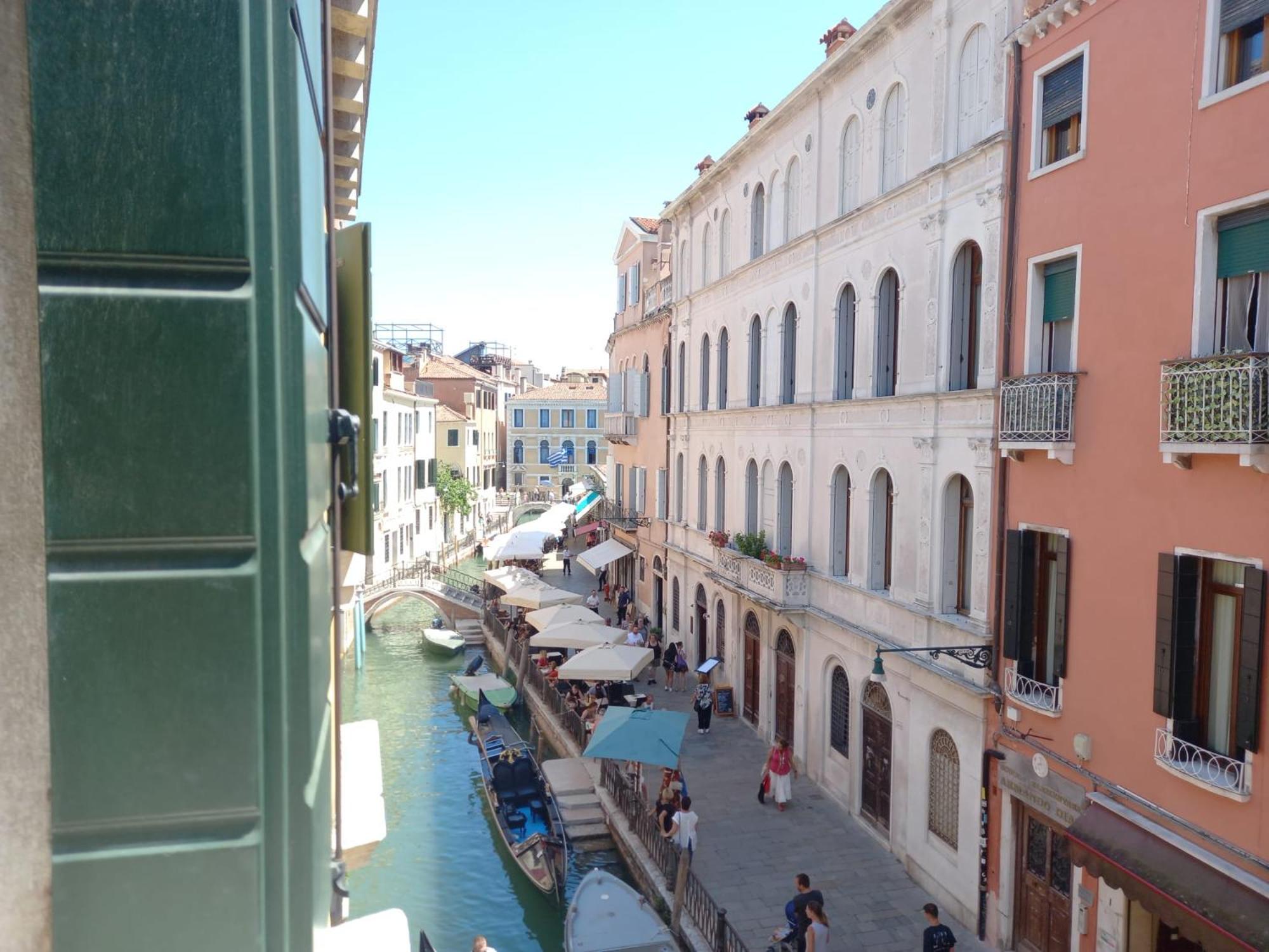 Residenza de l'Osmarin Suites