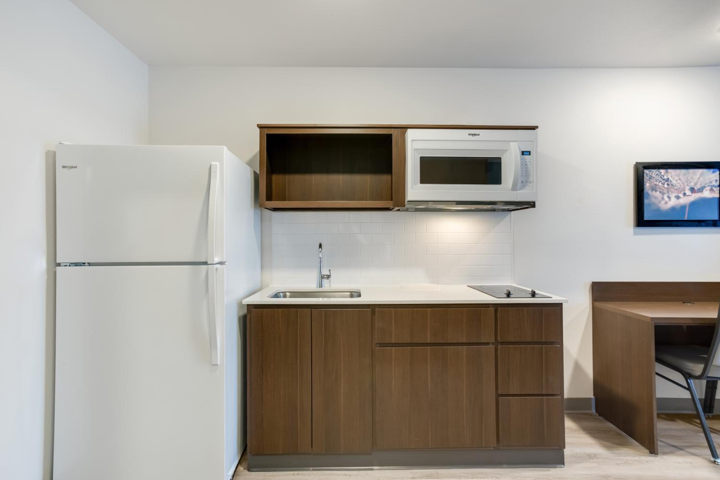 Smyrna Vacations - WoodSpring Suites Smyrna-La Vergne - Property Image 7