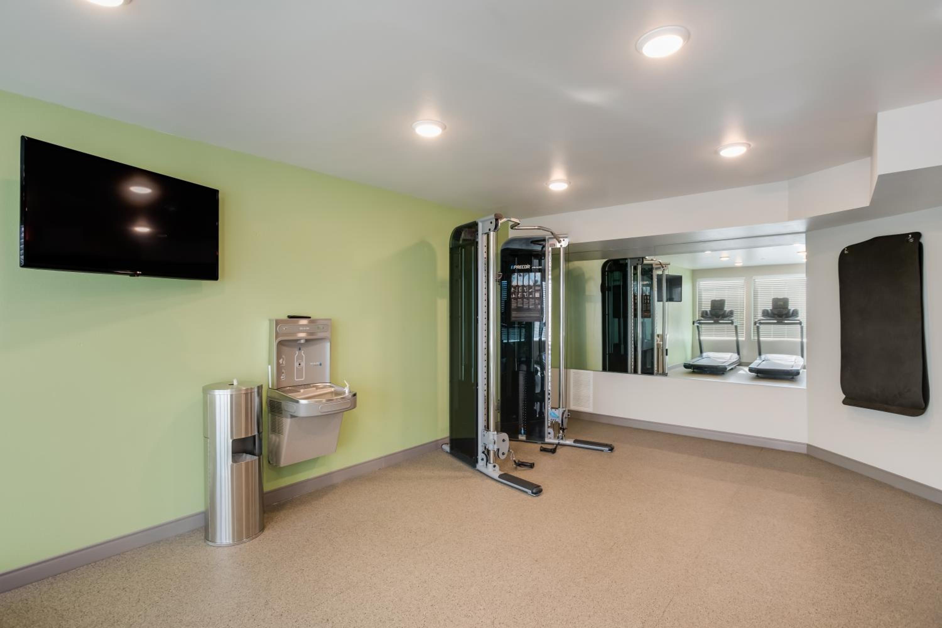 Smyrna Vacations - WoodSpring Suites Smyrna-La Vergne - Property Image 9
