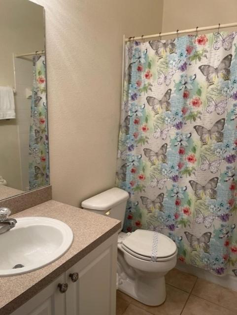 Tuscan Hills 4 Bedroom Pool Home w Game Room