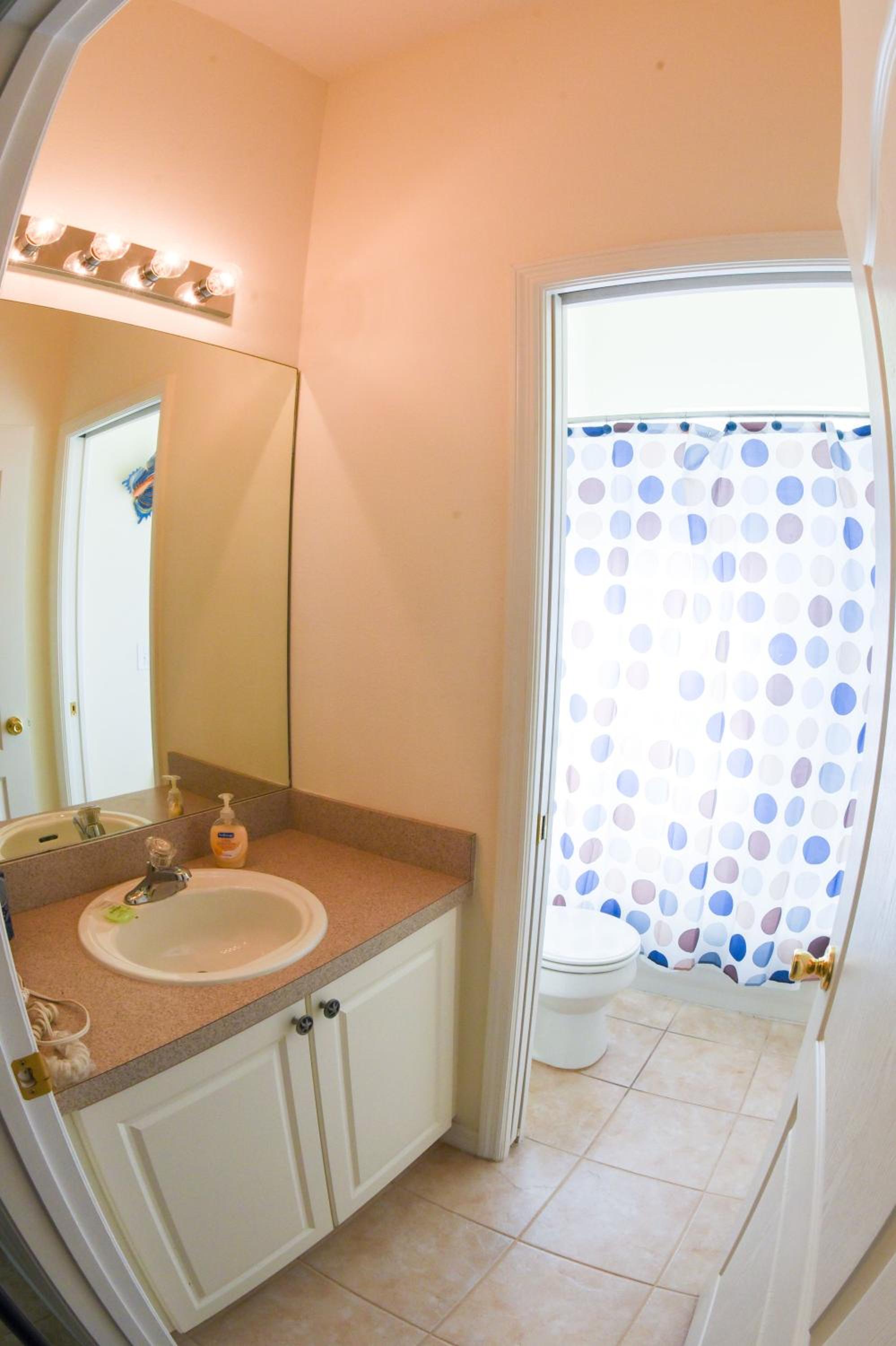 Tuscan Hills 4 Bedroom Pool Home w Game Room