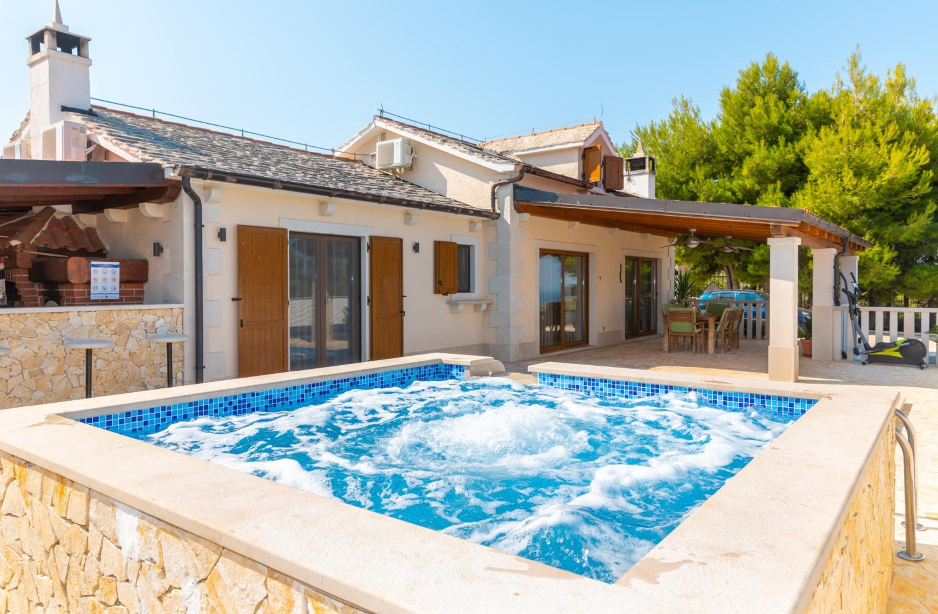 Villa Anabella view 3