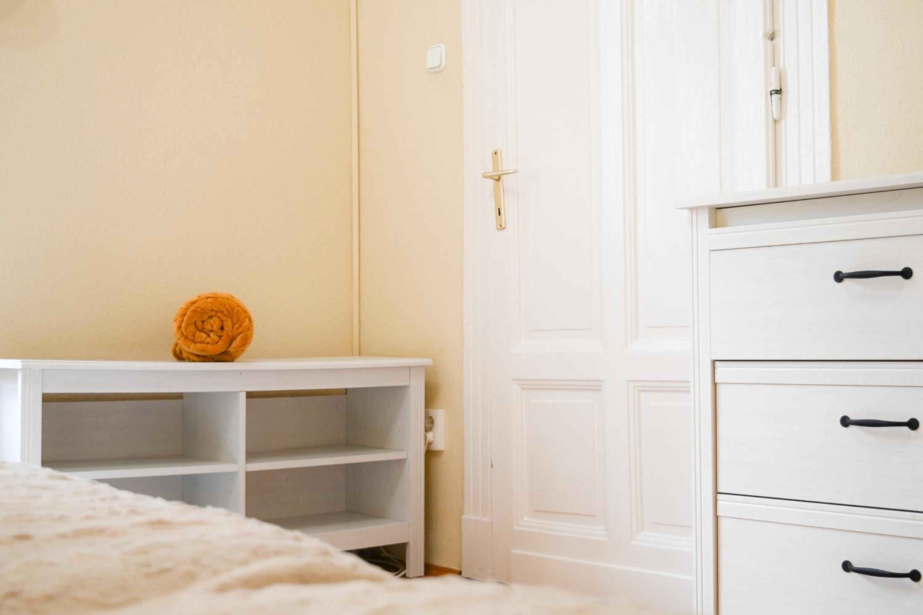 Your home in Budapest: cozy, central & silent view 3