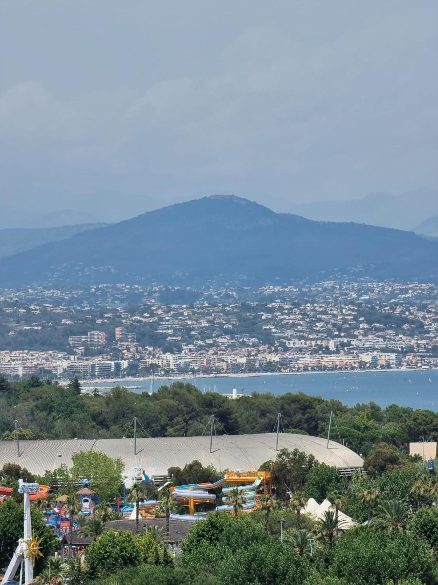 LUXURY APPARTEMENT Vue MER PANORAMIQUE