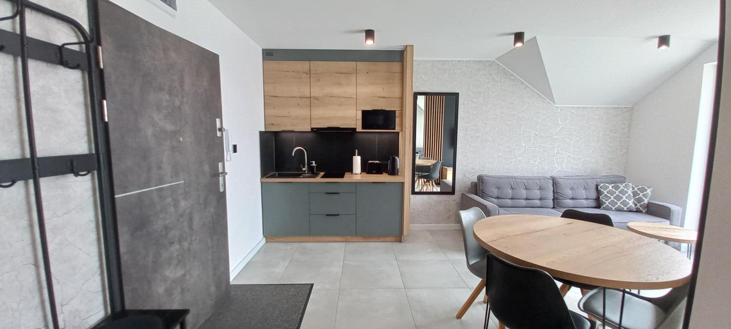 Apart Family view 5