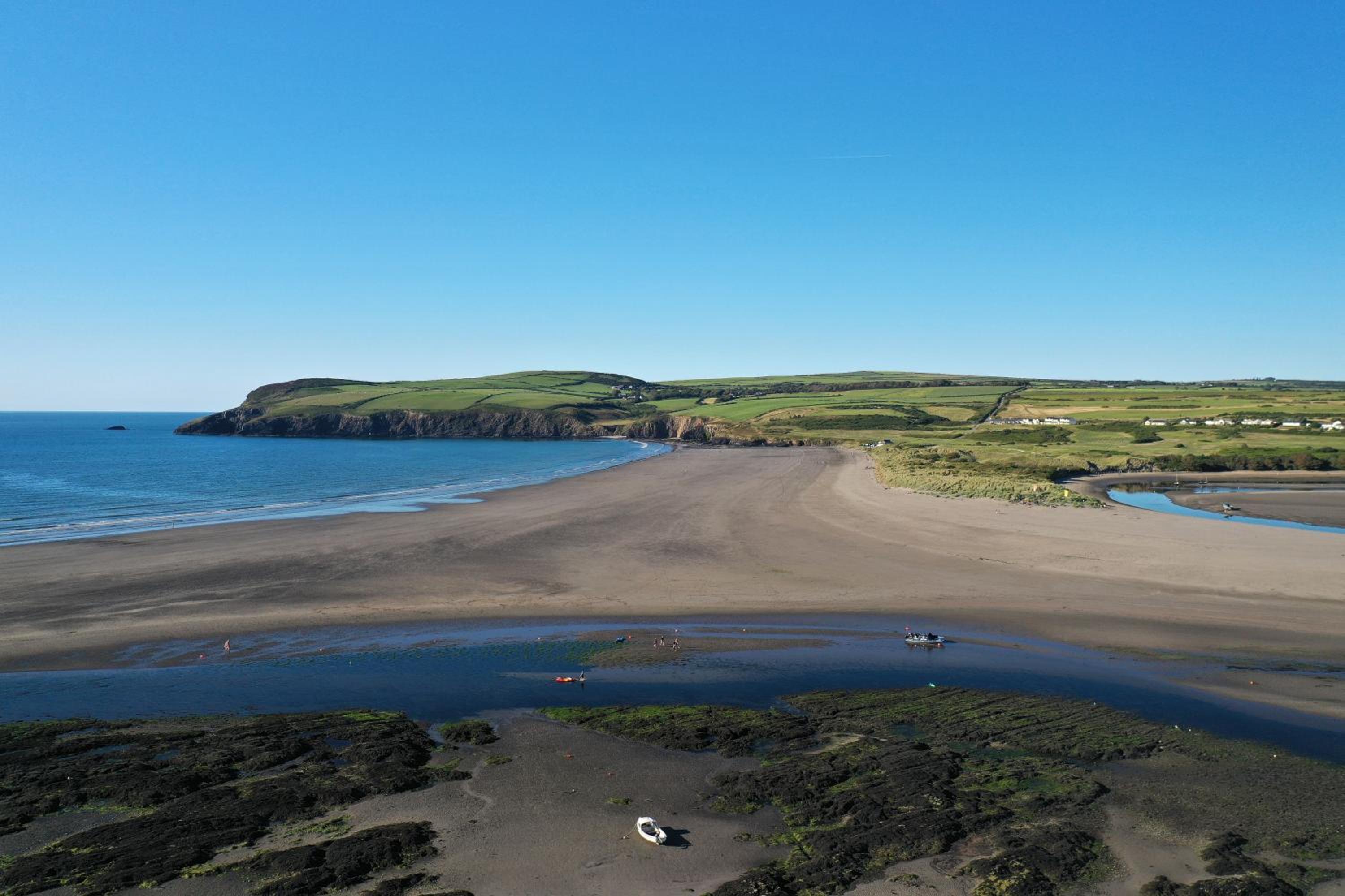 Major House- Luxury Pembrokeshire Coastal Getaway view 2