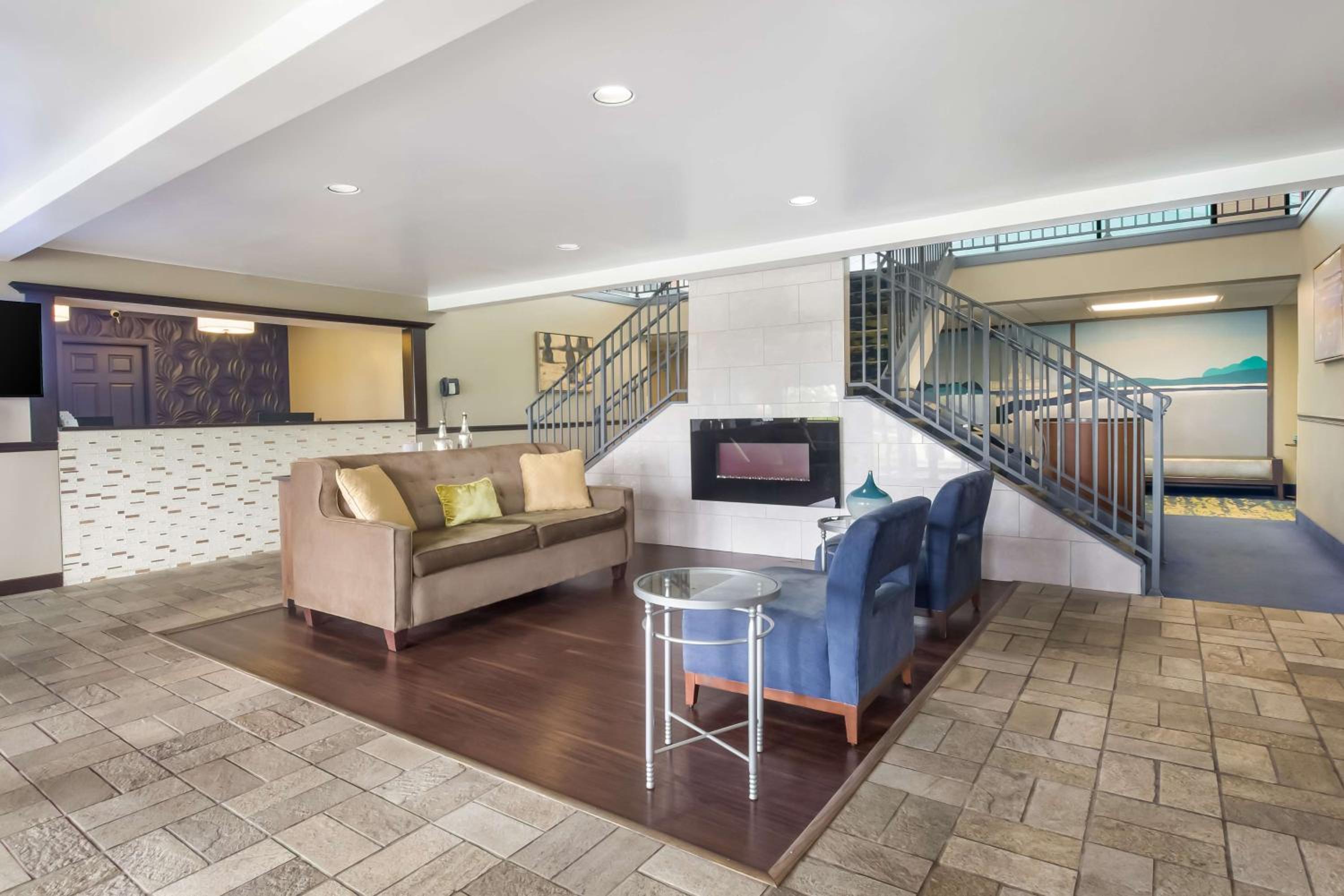 Frankfort Vacations - Best Western Parkside Inn - Property Image 6