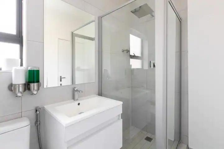 Nova Luxury Suites Craigavon, Sandton, photo 5 of 20