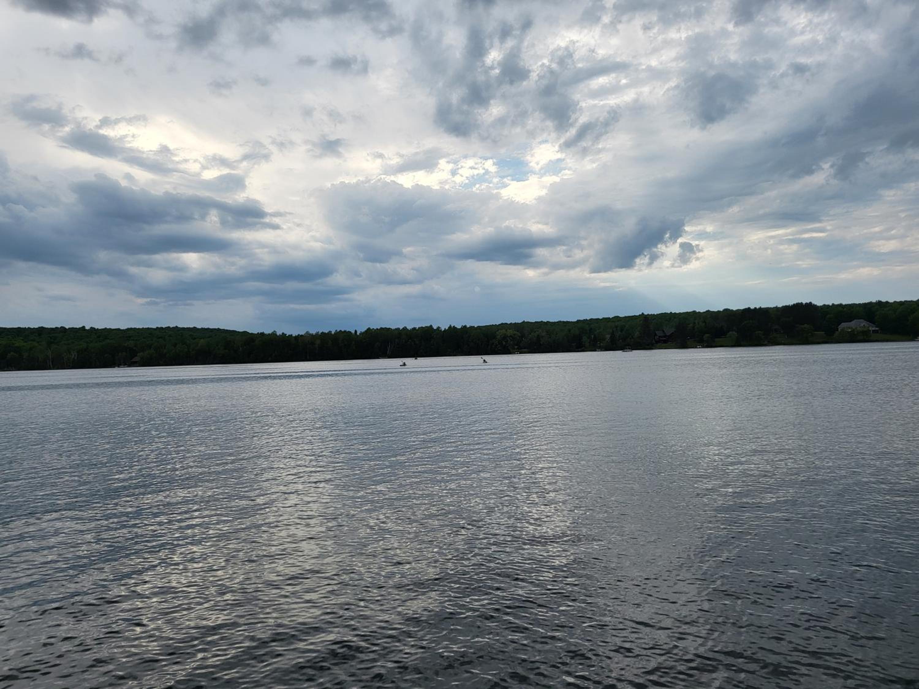 Crescent Lakehouse - Surf, Ski and Serenity