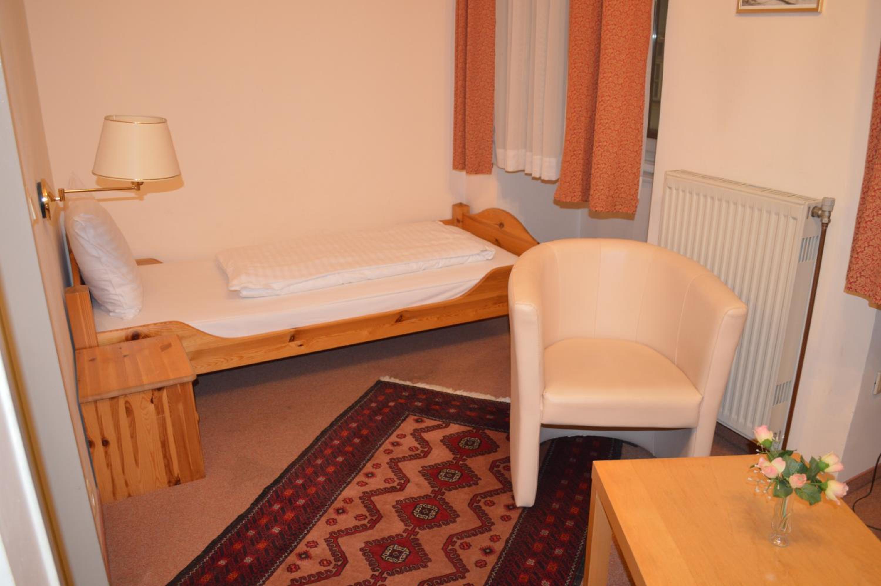 Hotel Pension Walzerstadt