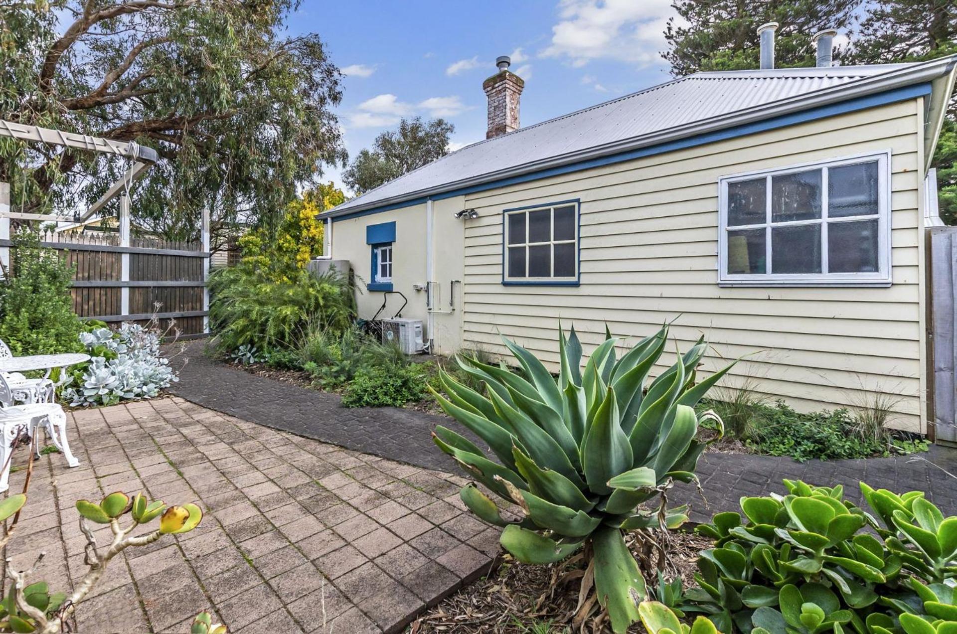 Pea Soup Cottage