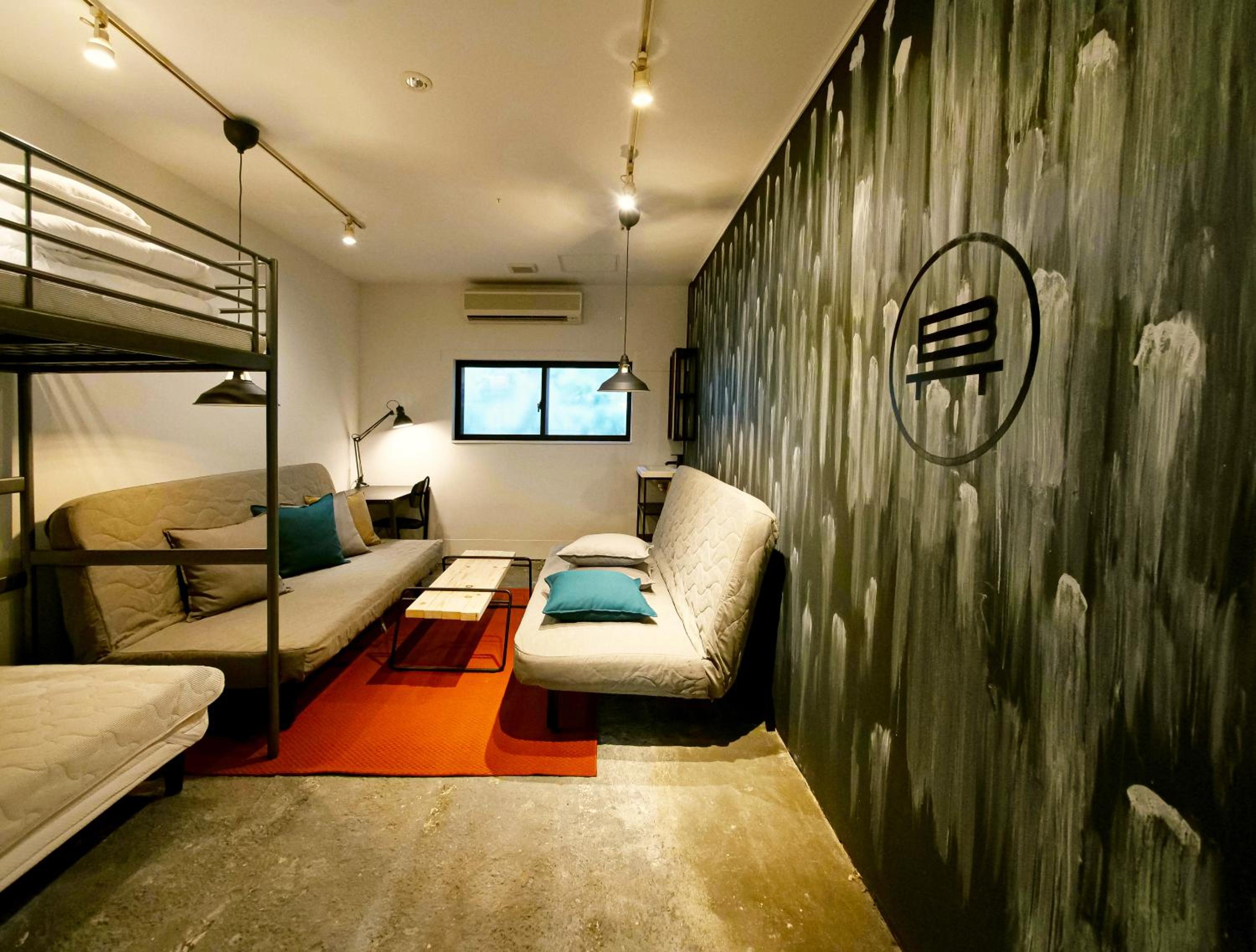 BENCH GuestHouse