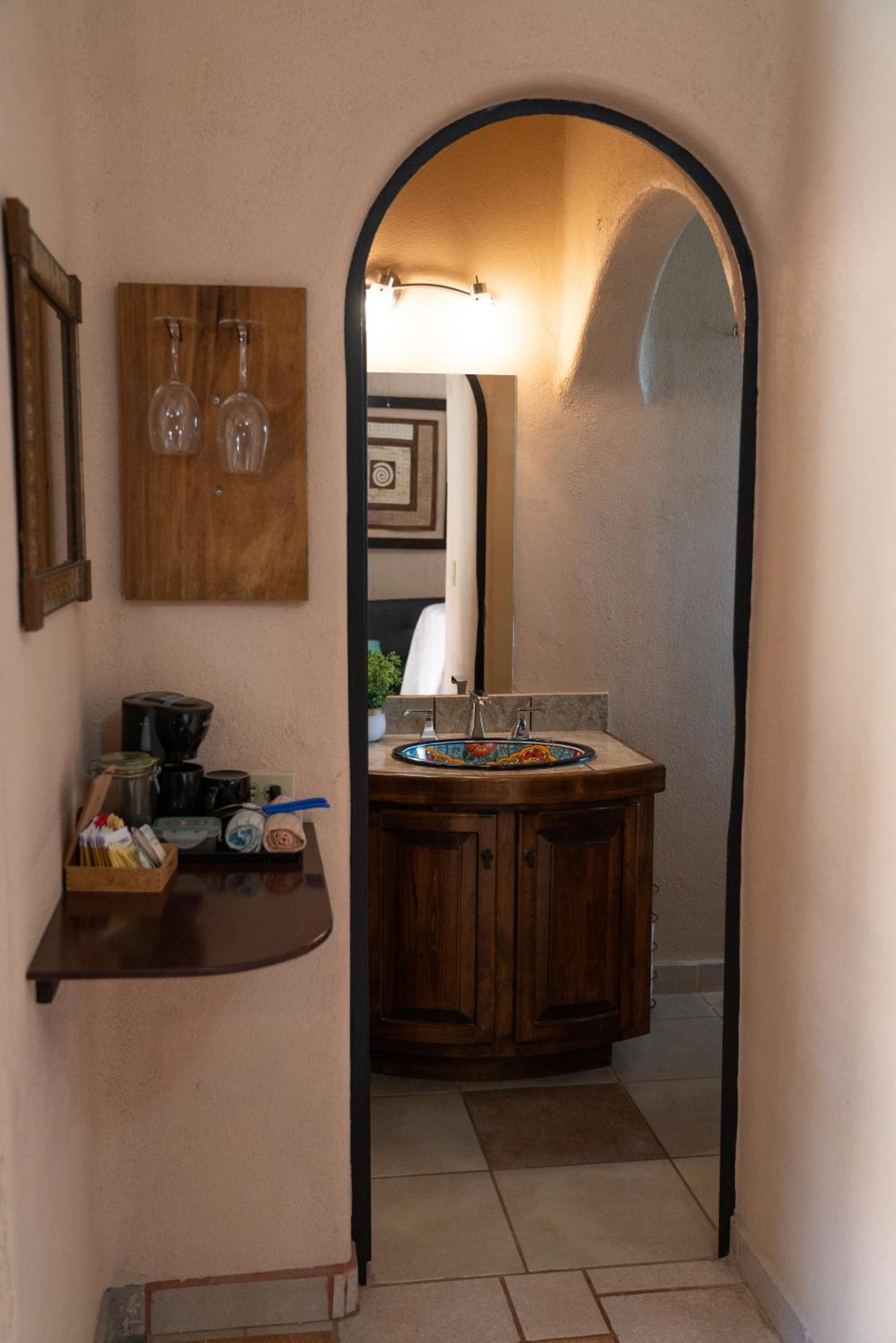 Casa Kootenay Waterfront Bnb